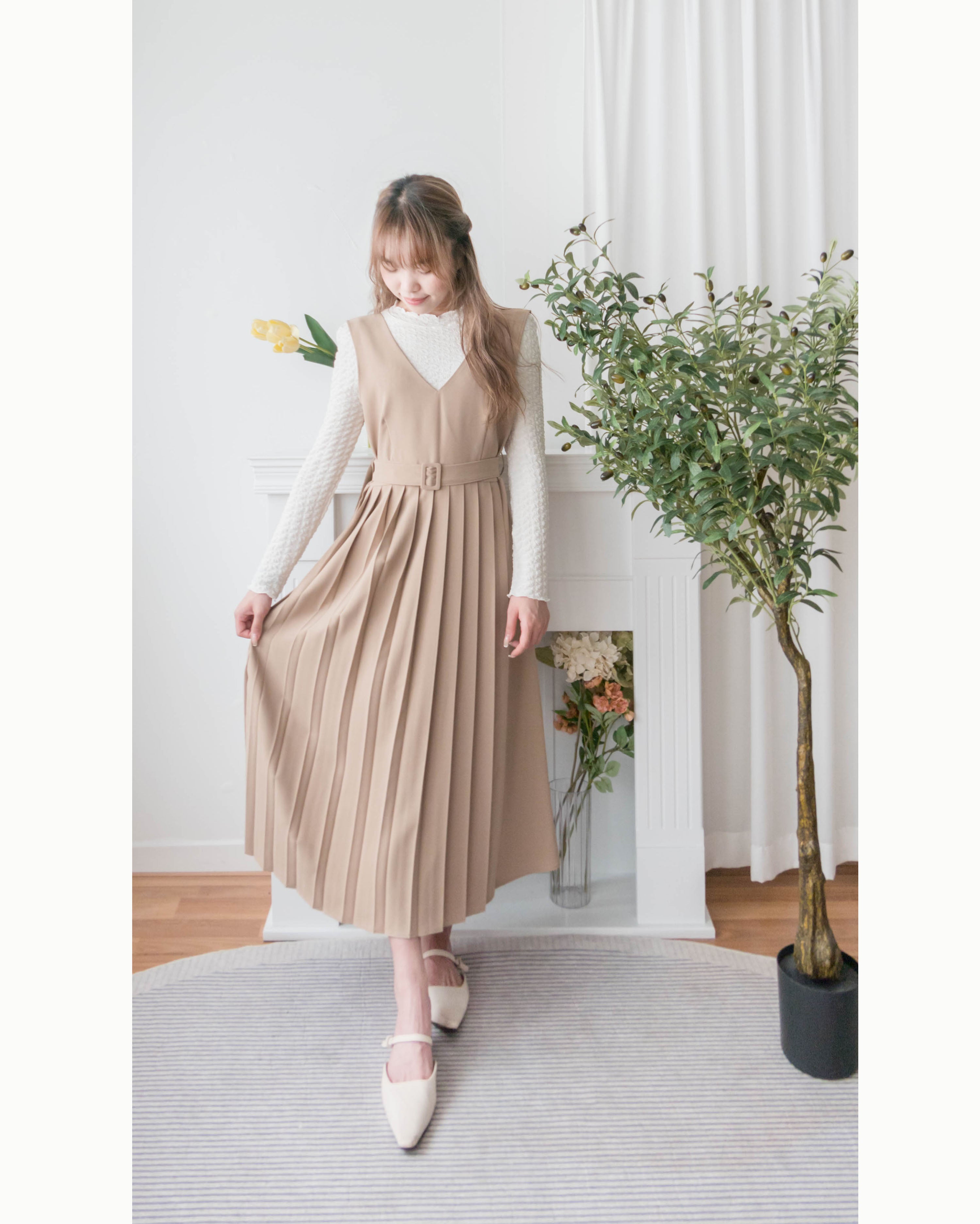 Jasmine Pleated 不經意的氣質V領雪紡前百褶飄飄背心裙, Dress/ DS9363