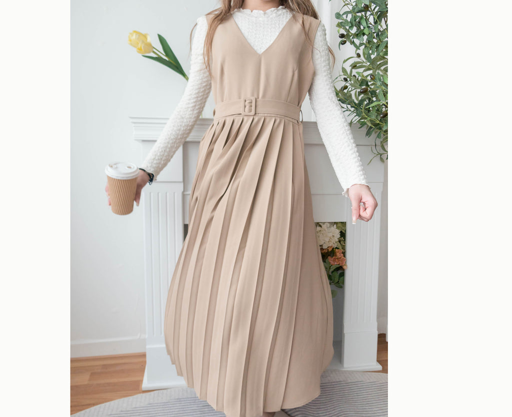Jasmine Pleated 不經意的氣質V領雪紡前百褶飄飄背心裙, Dress/ DS9363
