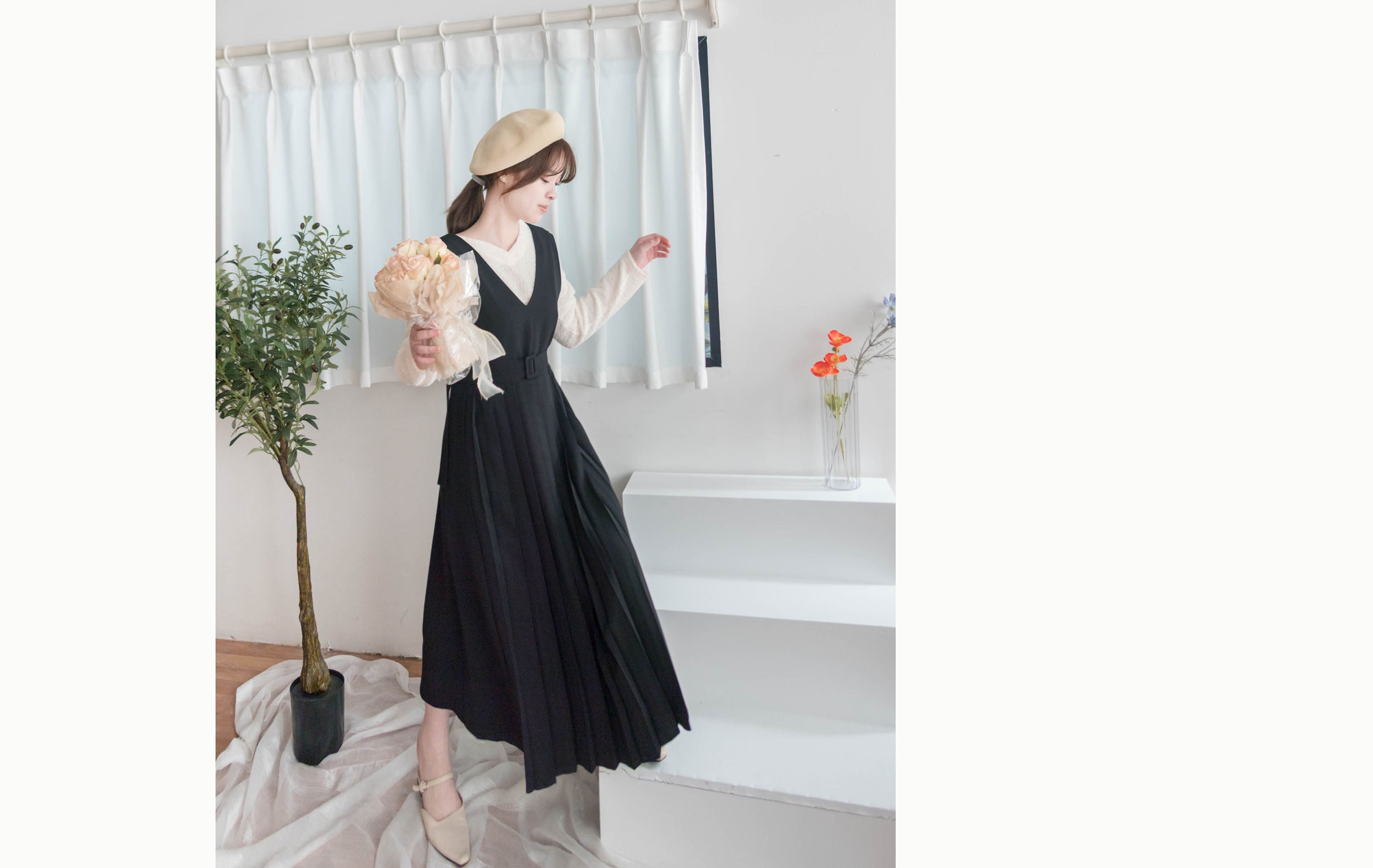 Jasmine Pleated 不經意的氣質V領雪紡前百褶飄飄背心裙, Dress/ DS9363