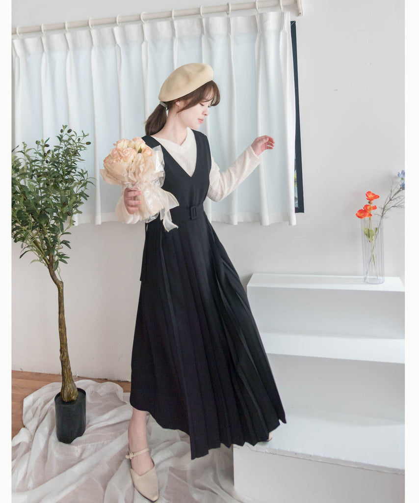 Jasmine Pleated 不經意的氣質V領雪紡前百褶飄飄背心裙, Dress/ DS9363