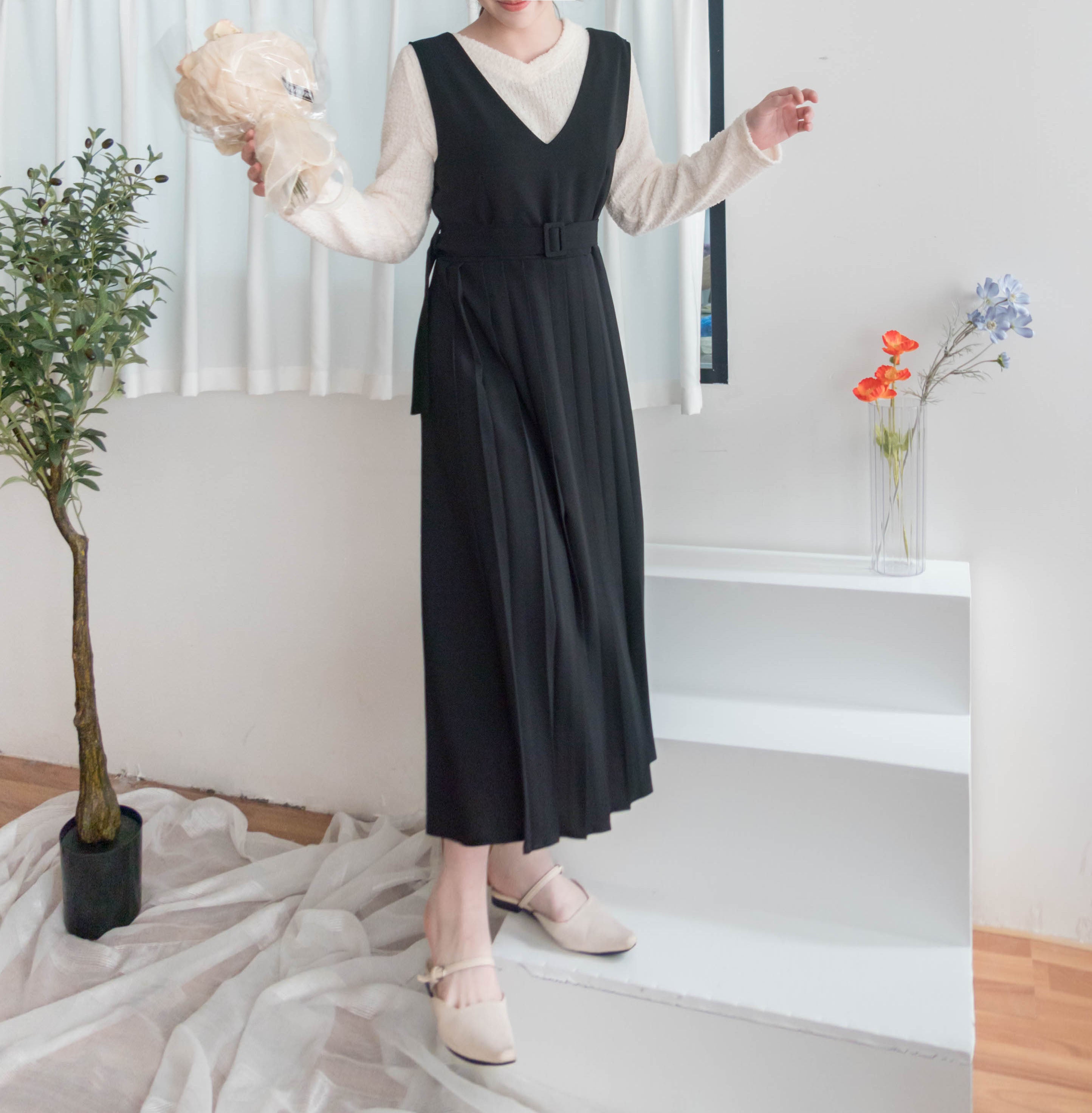 Jasmine Pleated 不經意的氣質V領雪紡前百褶飄飄背心裙, Dress/ DS9363