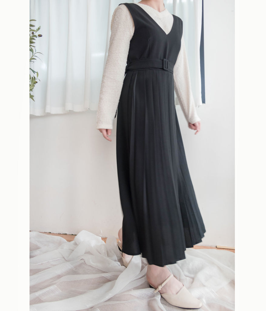 Jasmine Pleated 不經意的氣質V領雪紡前百褶飄飄背心裙, Dress/ DS9363