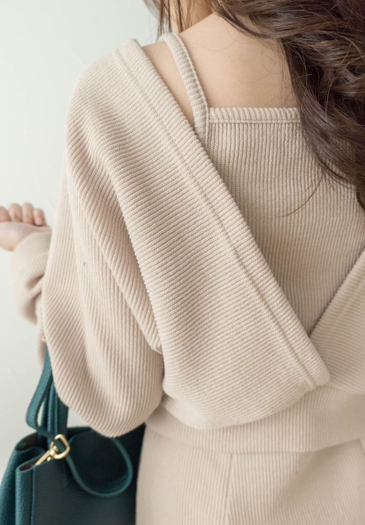 Beige Fishtail 杏色層次前後兩著彈性套裝, Dress/ DS9358