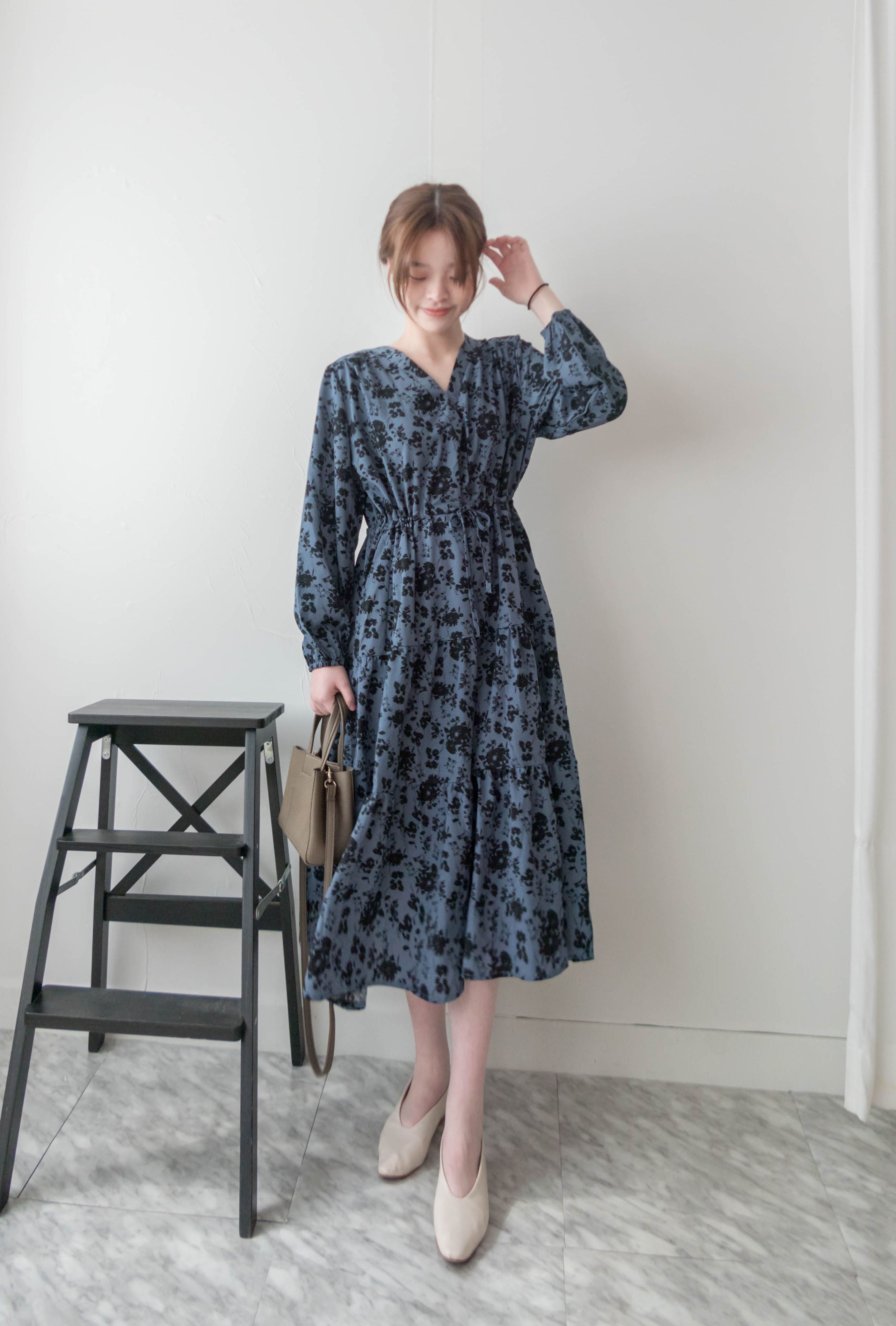 Midnight Shadow 疊領午夜藍水影印花修腰口袋傘裙, Dress/ DS9366