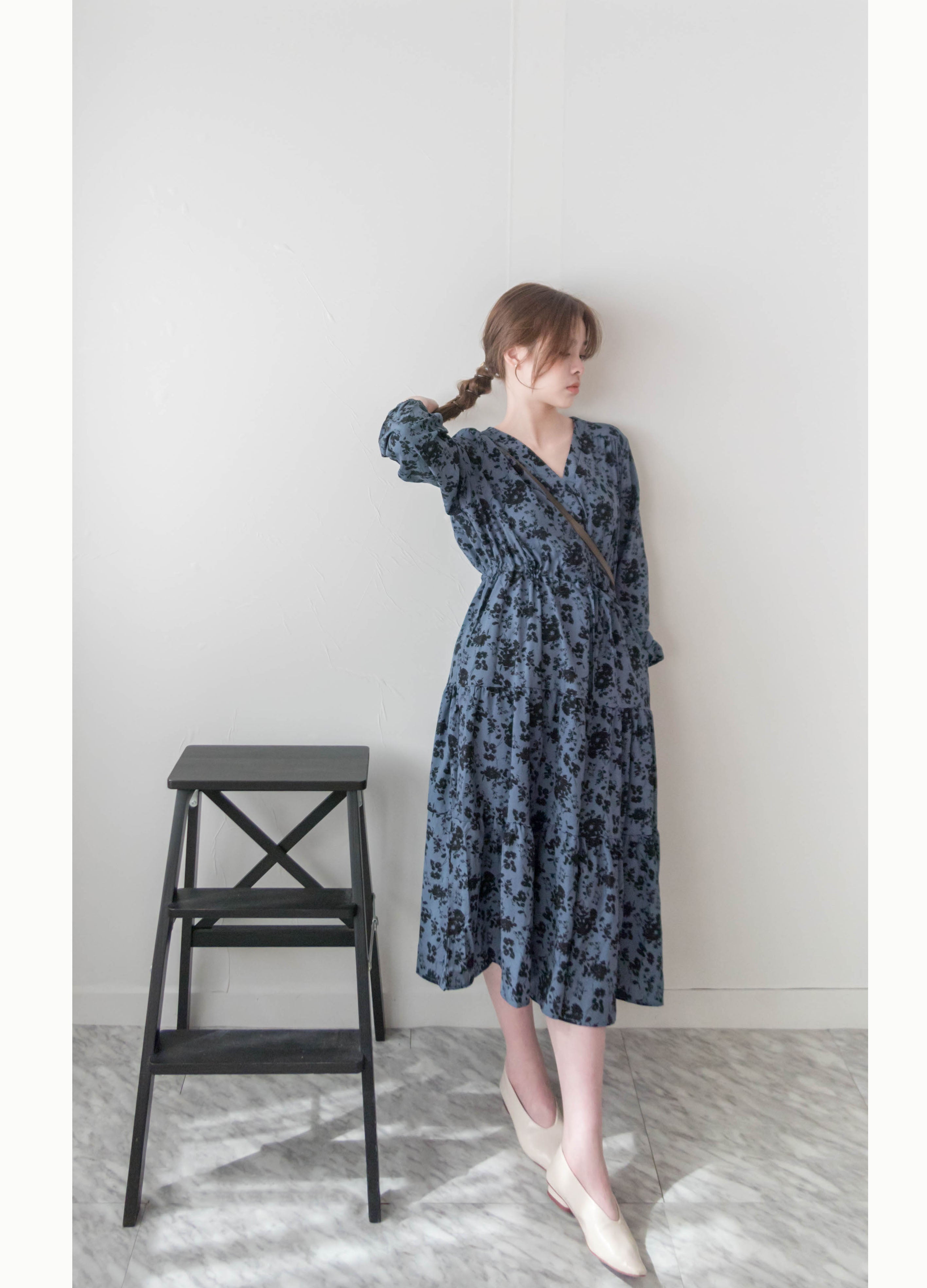 Midnight Shadow 疊領午夜藍水影印花修腰口袋傘裙, Dress/ DS9366