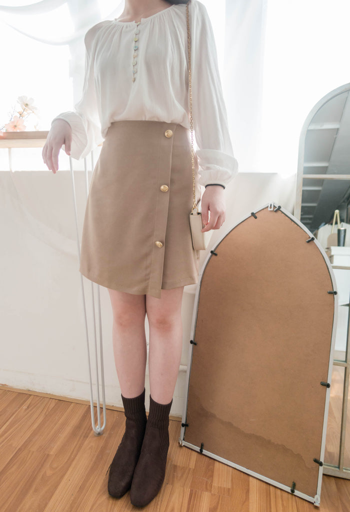 Silky Shine 香檳色金鈕顯瘦重疊A形裙, Skirt/ SK8751