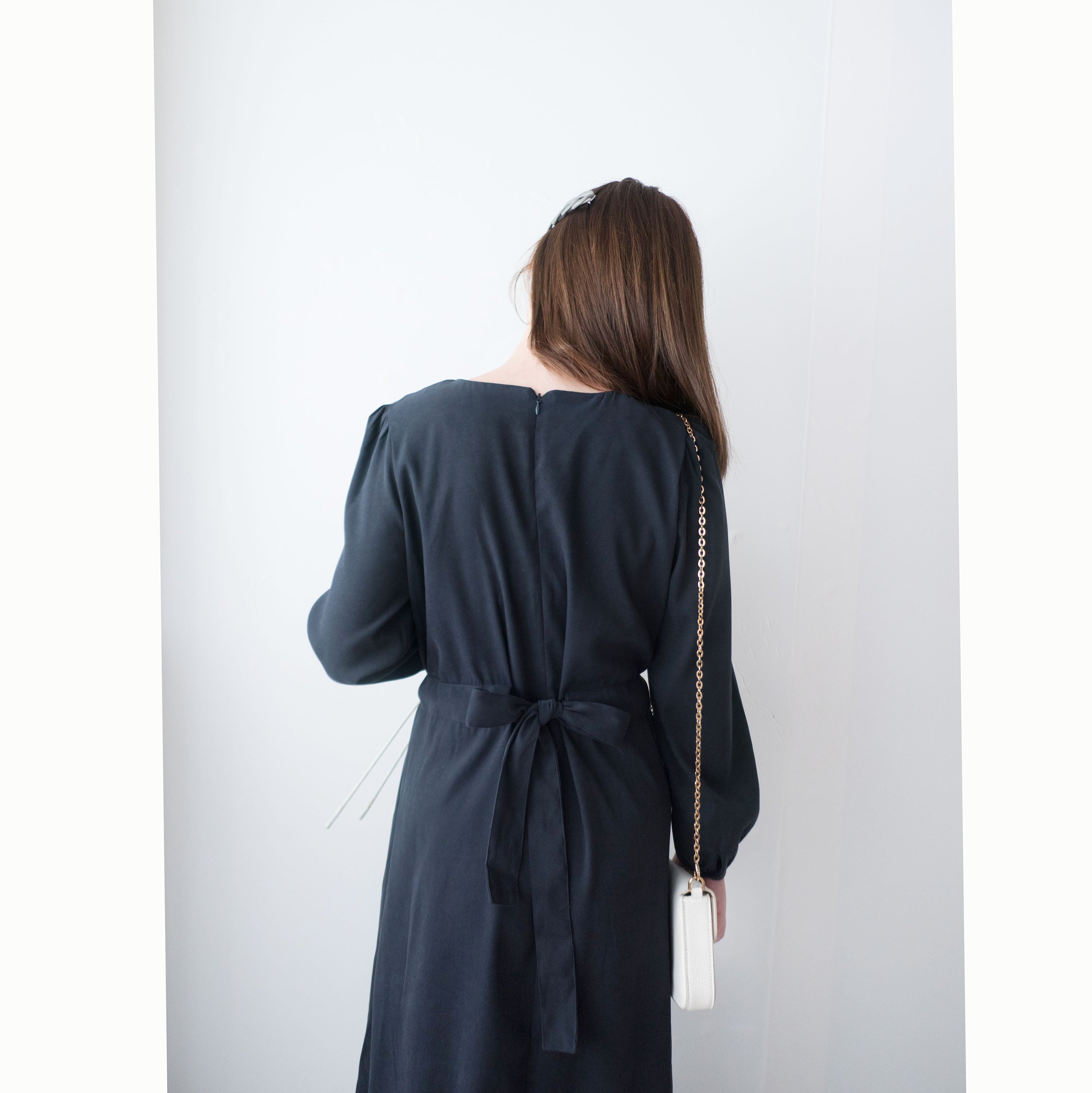 Back Ribbon 船領環形後蝴蝶修腰口袋連身裙, Dress/ DS9364
