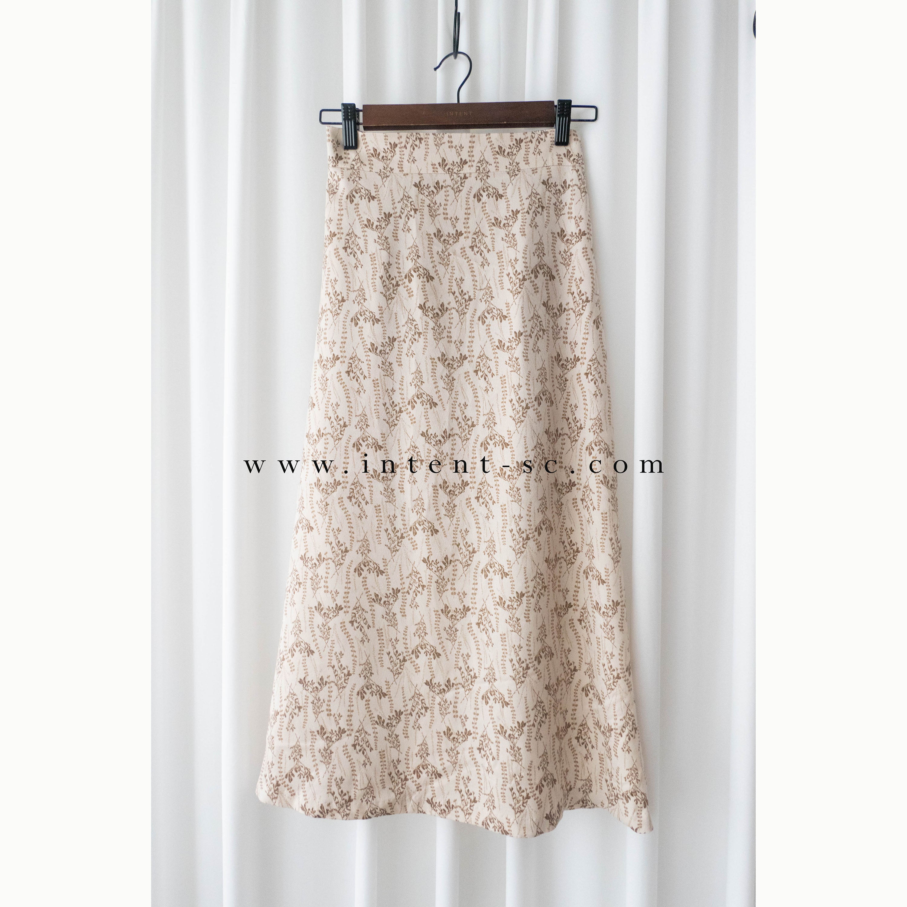 Wheat 象牙色小麥圖案溫柔飄逸, Skirt/ SK8755