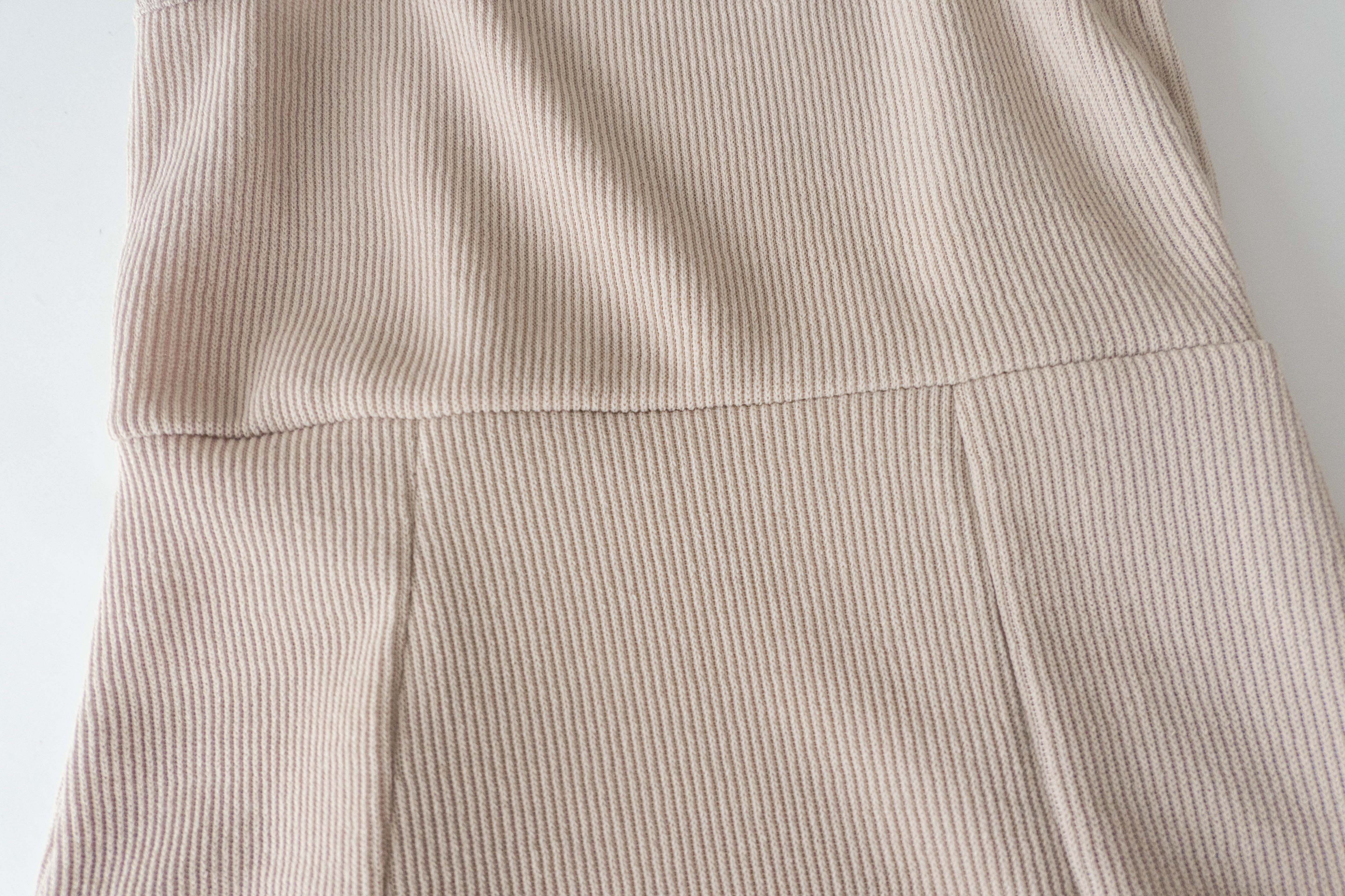 Beige Fishtail 杏色層次前後兩著彈性套裝, Dress/ DS9358
