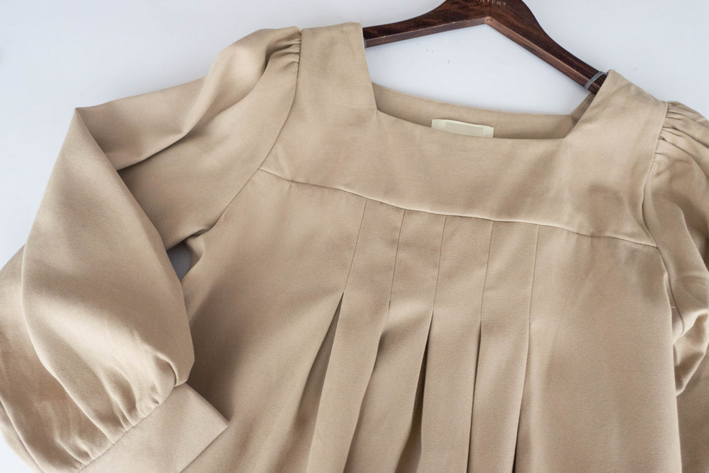 Square Pleated 杏色前後方領車褶裙身口袋連身裙, Dress/ DS9365