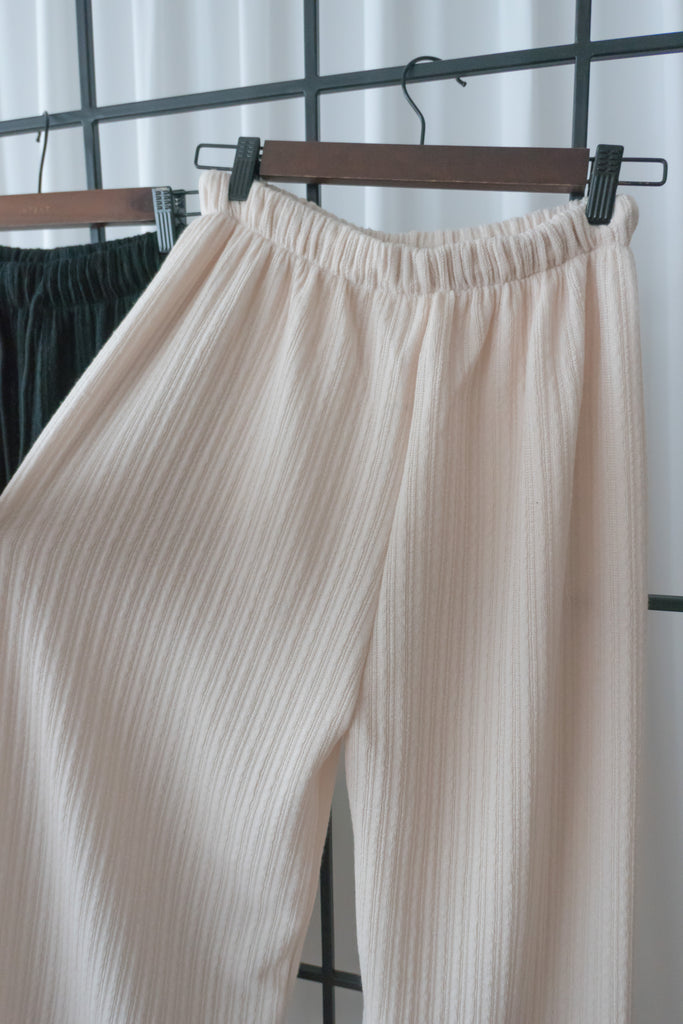 Patterned 彈性線料織紋闊褲, Pants/ PT8401