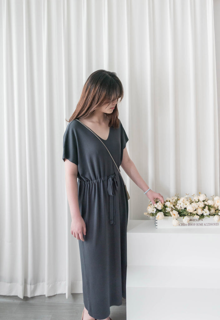 (售完即止款) Knit V領線料彈性氣質修腰溫柔連身裙, Dress/ DS9322 (Steelblue sold out)
