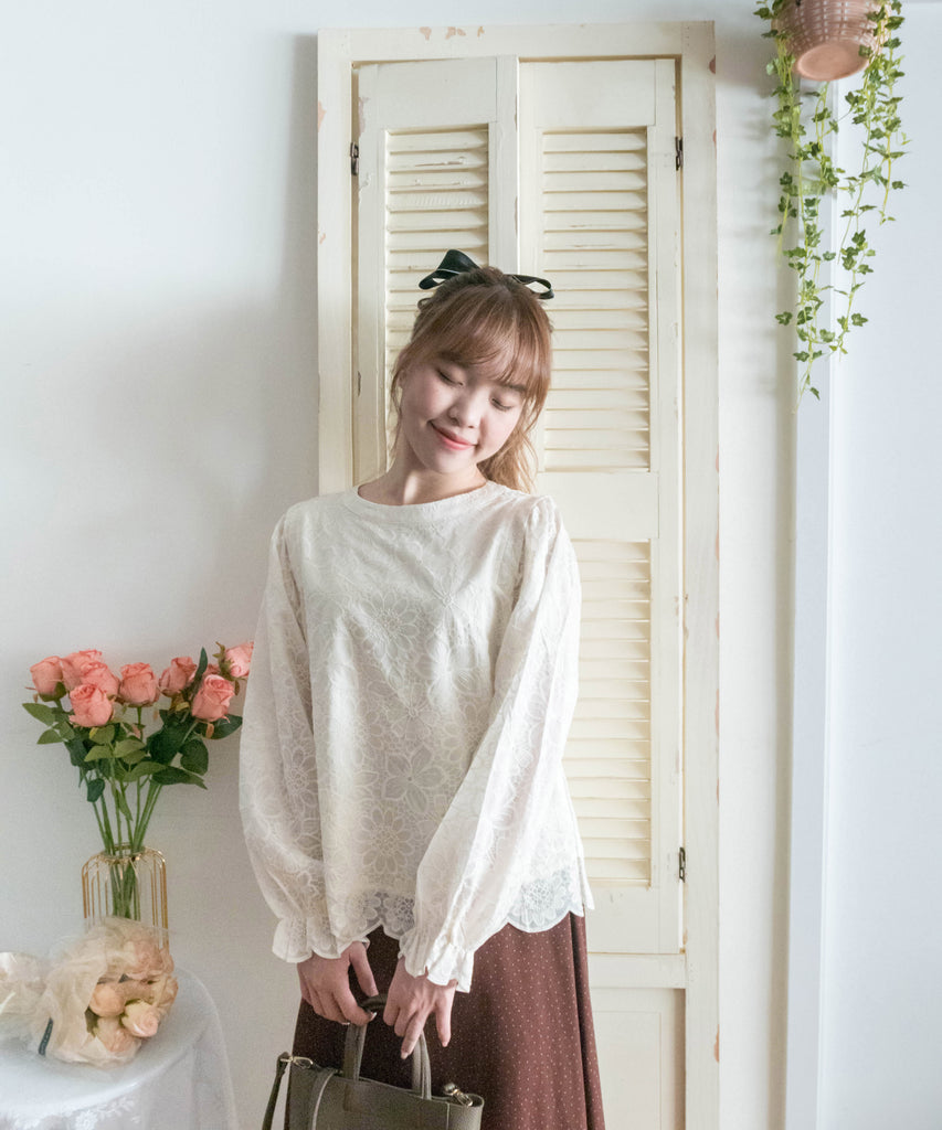 Daisy Lace 蕾絲小花連裡布花邊上衣, Blouse/ BU8979 (不設訂貨款)