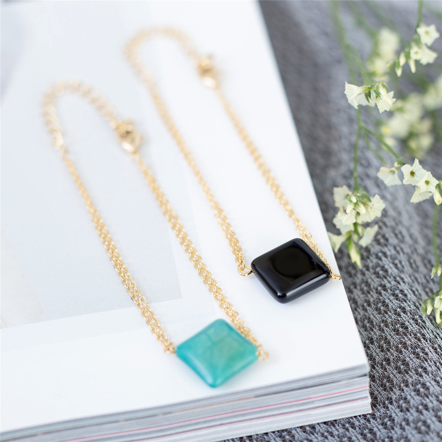 Fall of the Moon Multi Stone Bracelet / BL8016