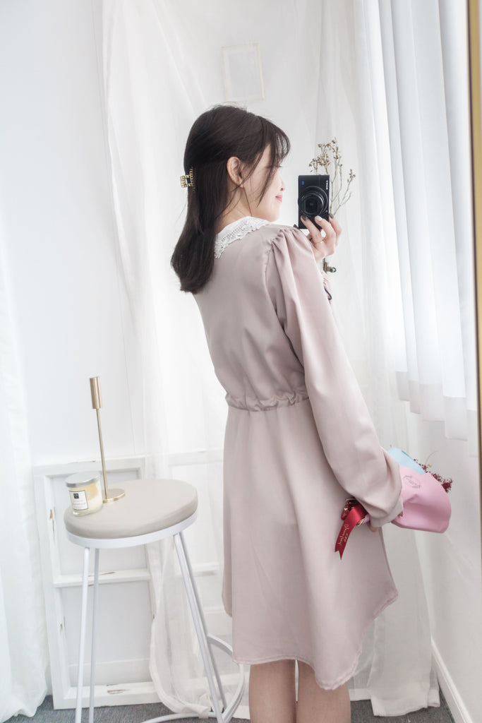 Pink Blush Romance, dress 淡粉紅通花領口自訂修腰膝上連身裙/ DS8788