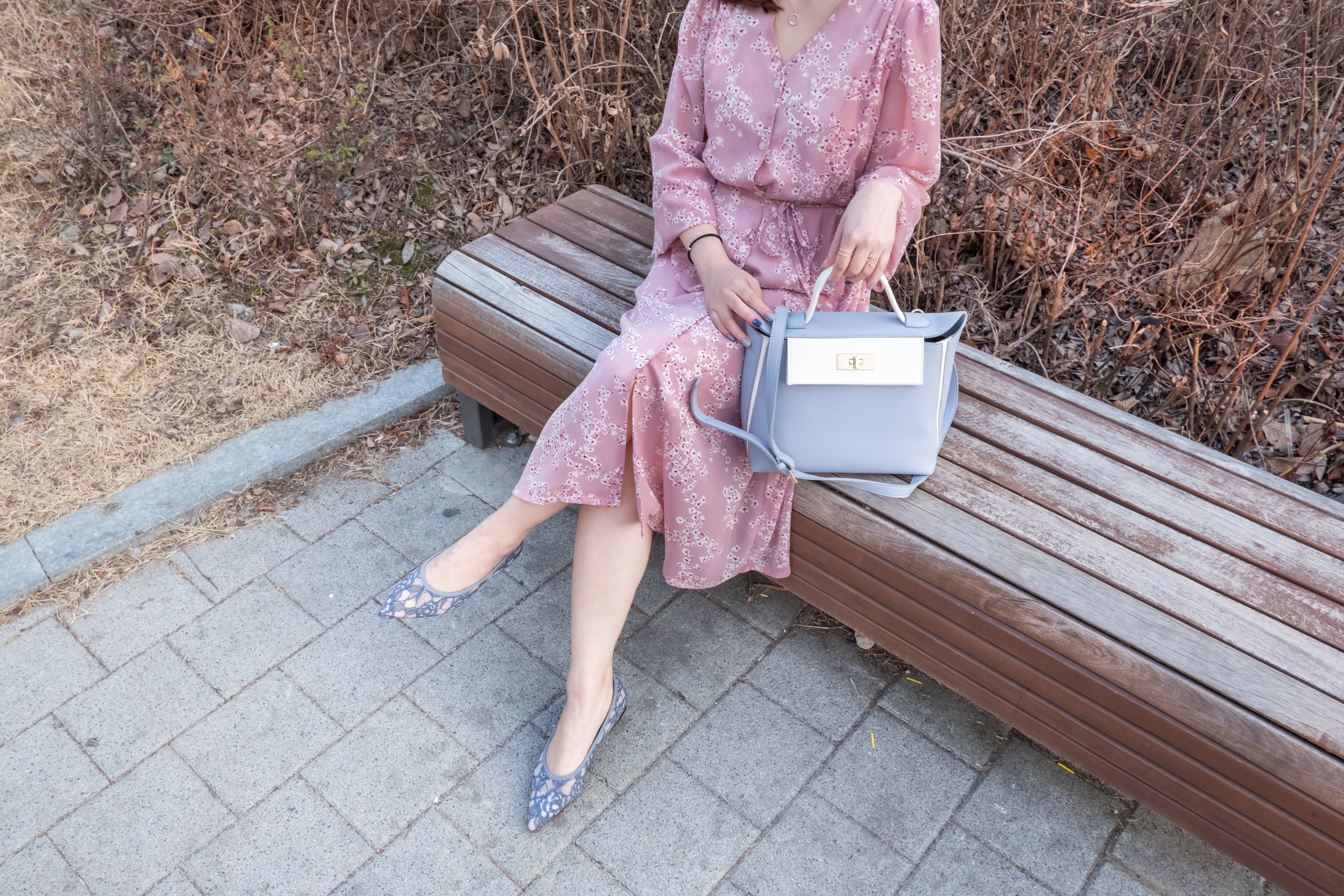Greyishblue-Lace 內裡透視優雅蕾絲, Pointed shoes/ SH8058