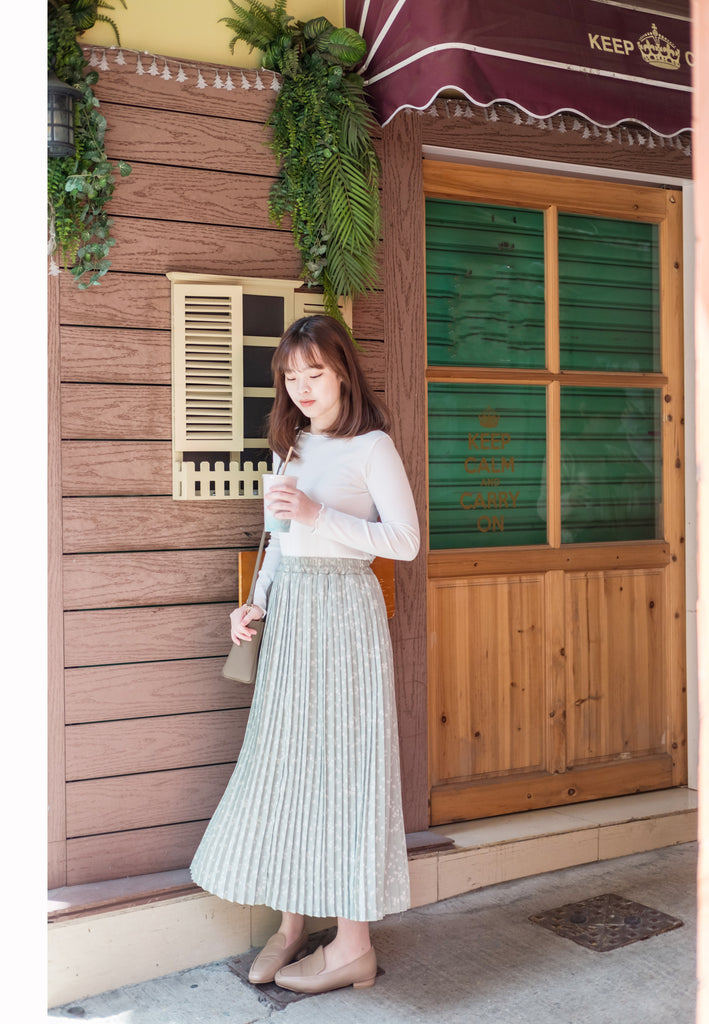 Wave 超彈性合身波浪邊裝飾打底單穿, Top/ TP8833 (White/lavender Sold out)