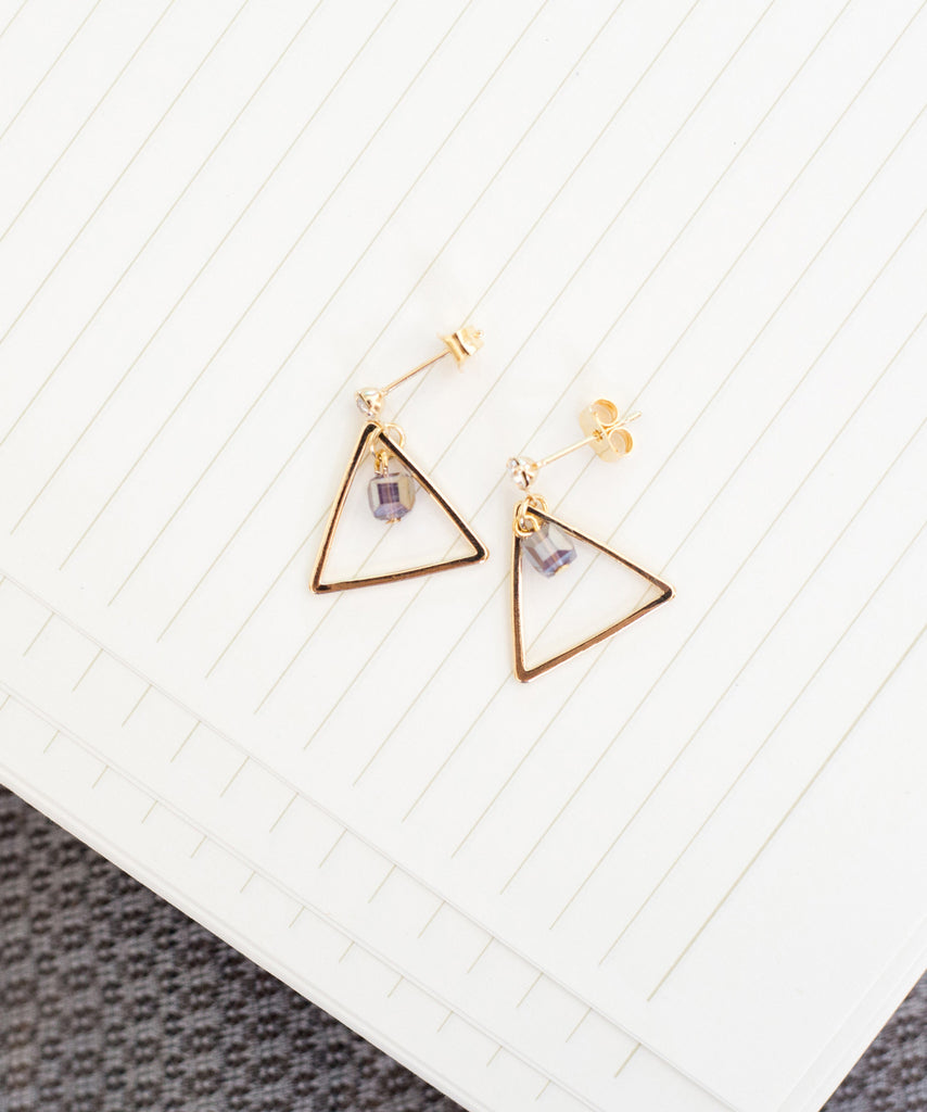 Cube in the triangle Long earrings / ER8042