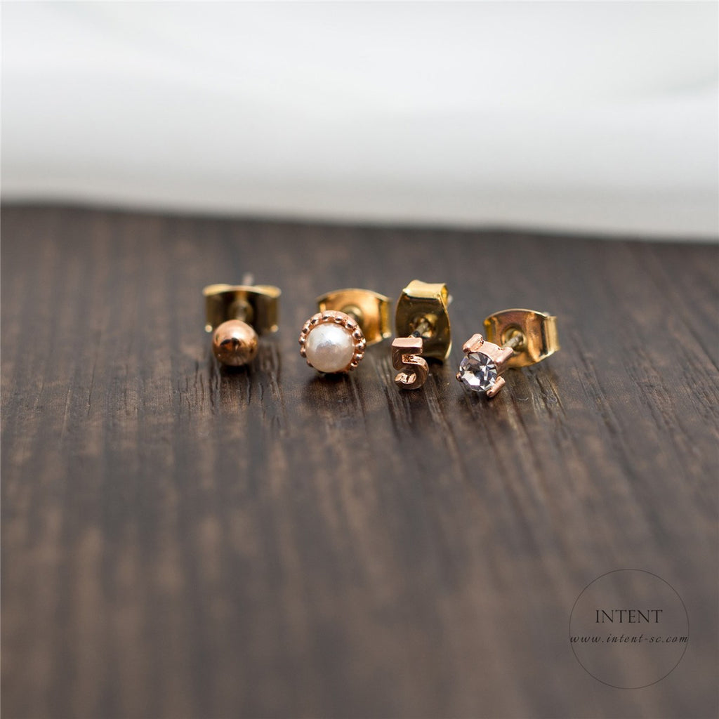 Happy Friday Earrings Set / ER8052