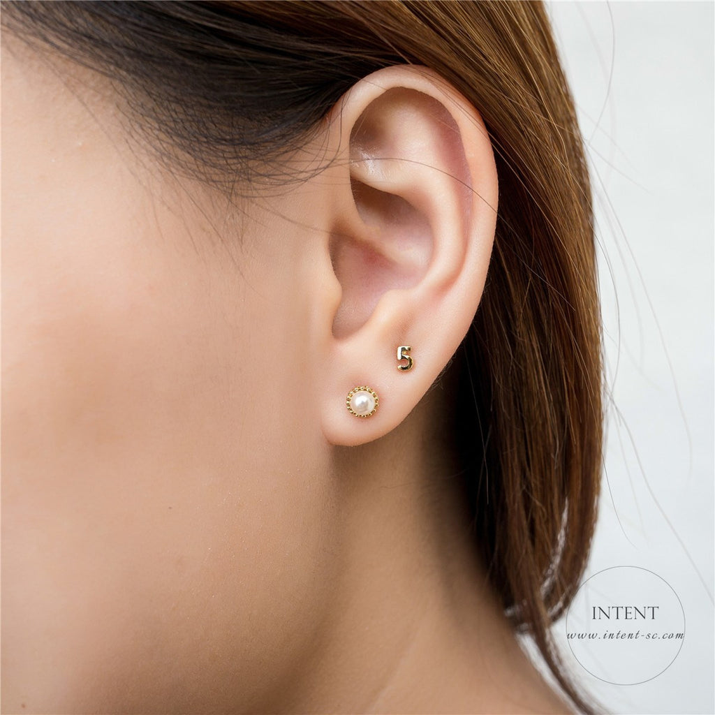 Happy Friday Earrings Set / ER8052