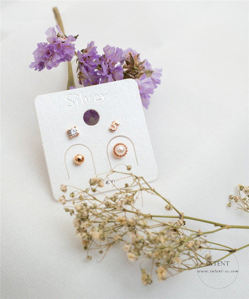 Happy Friday Earrings Set / ER8052