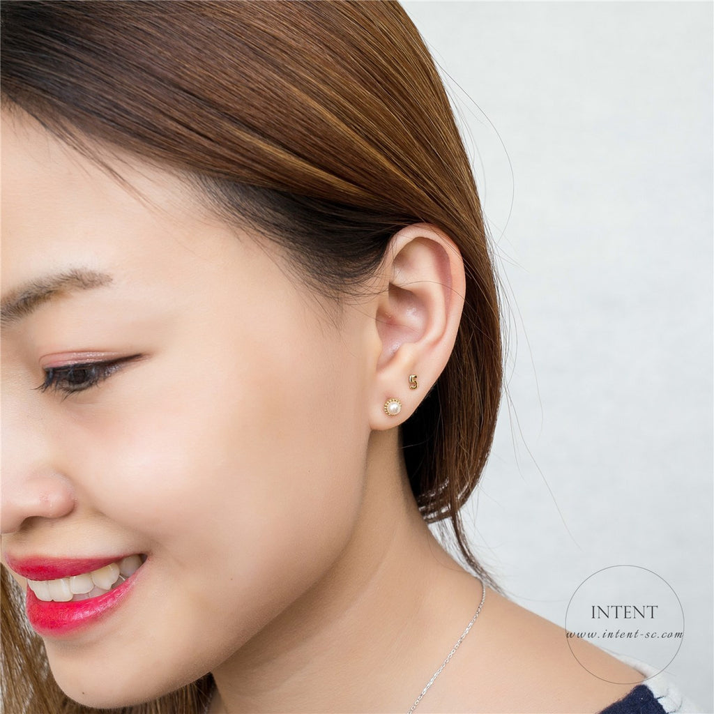 Happy Friday Earrings Set / ER8052