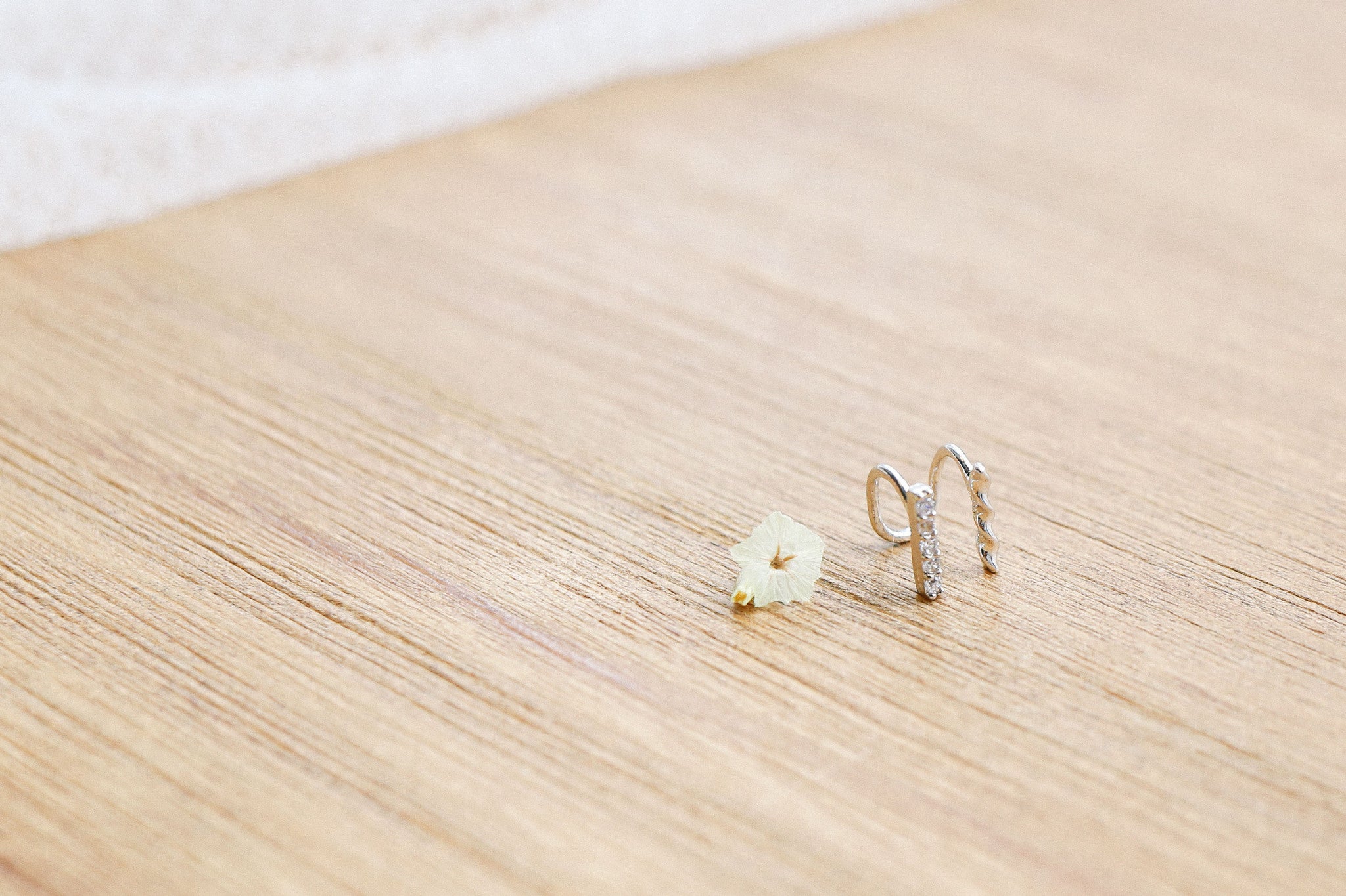 Double Bar Ear Clip / ER8182