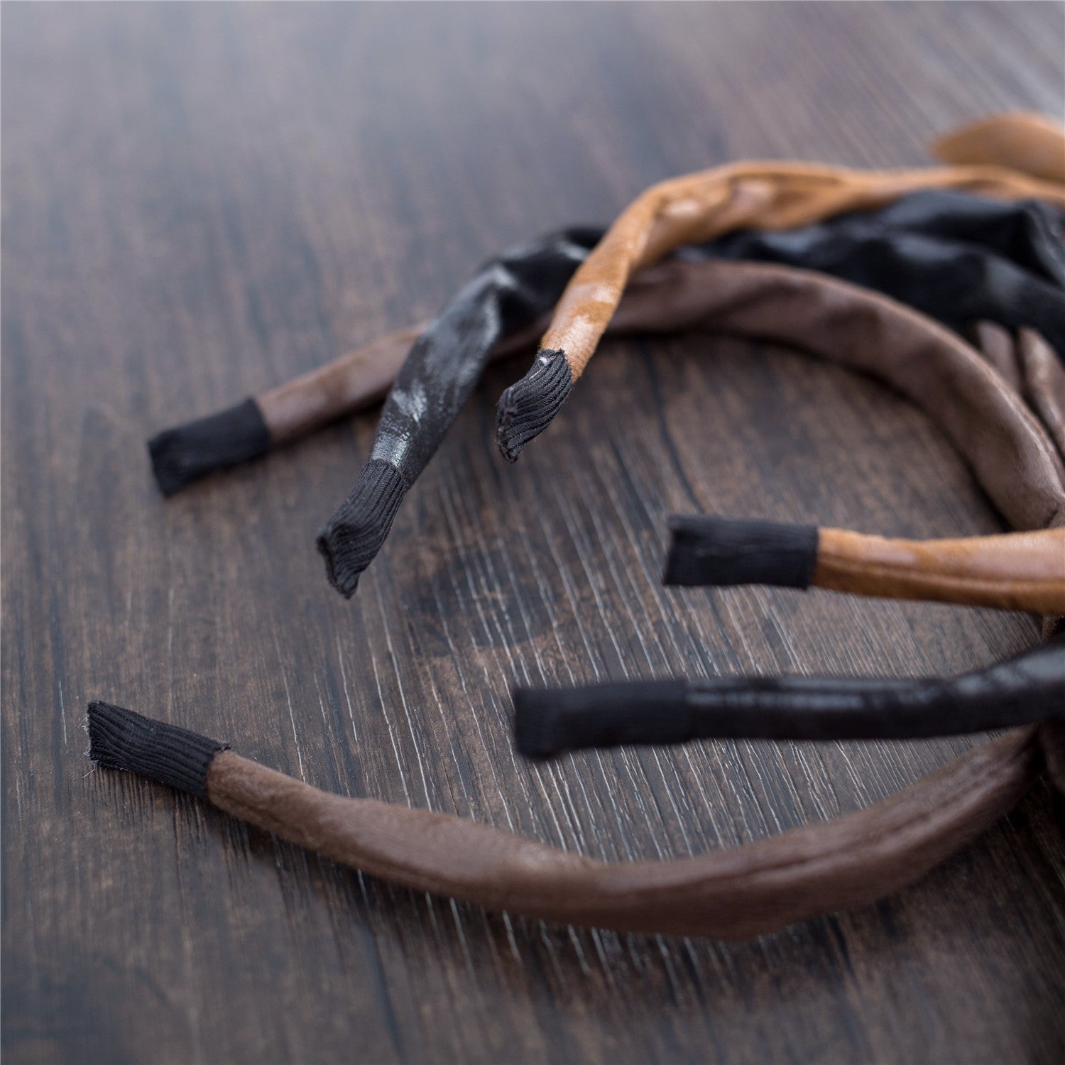 Leatherlike Side Ribbon Hairband / HA8023