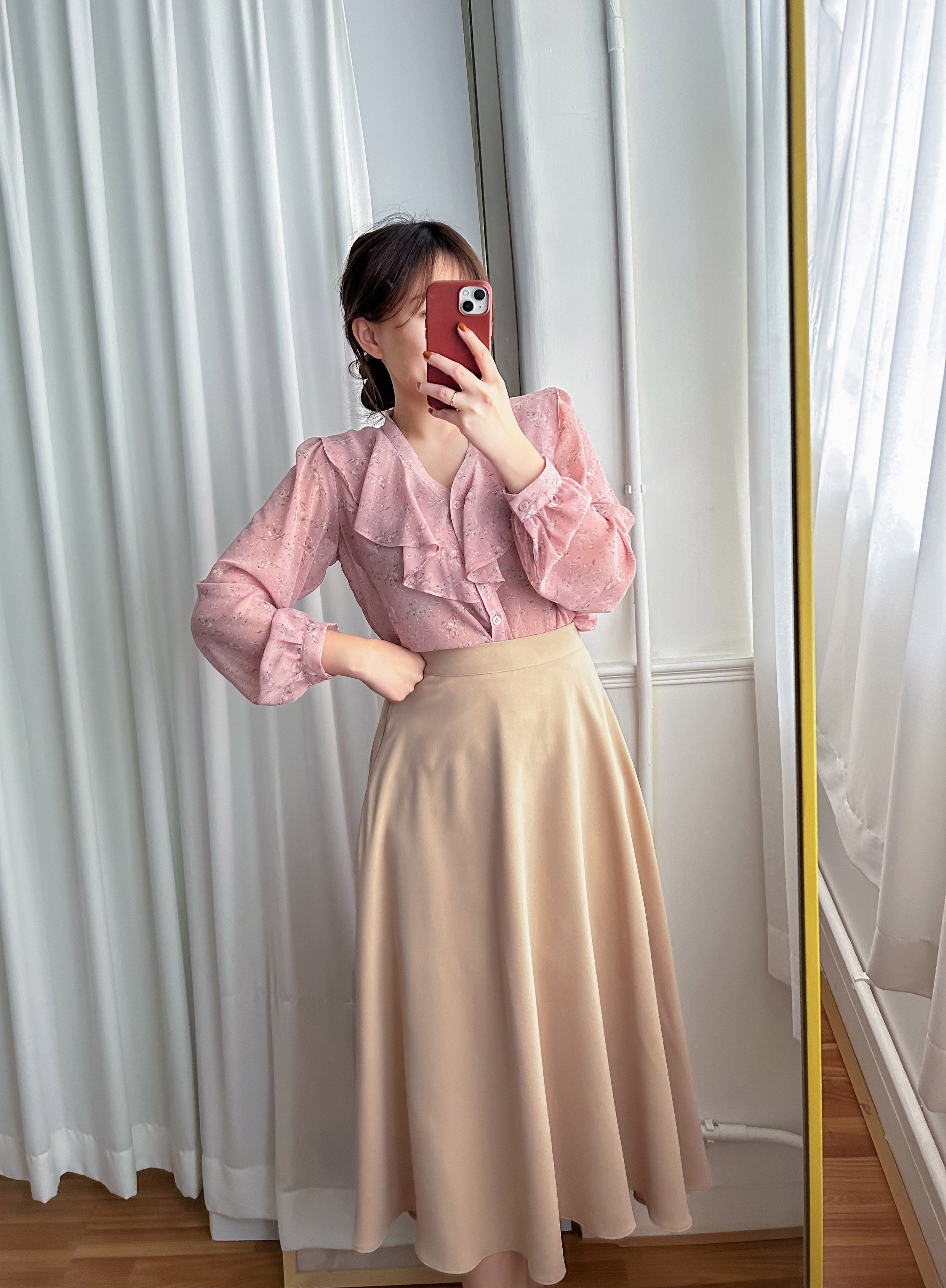 Silk Smooth 四色絲滑質料顯瘦傘形長裙, Skirt/ SK8673 (Ivory/black sold out)