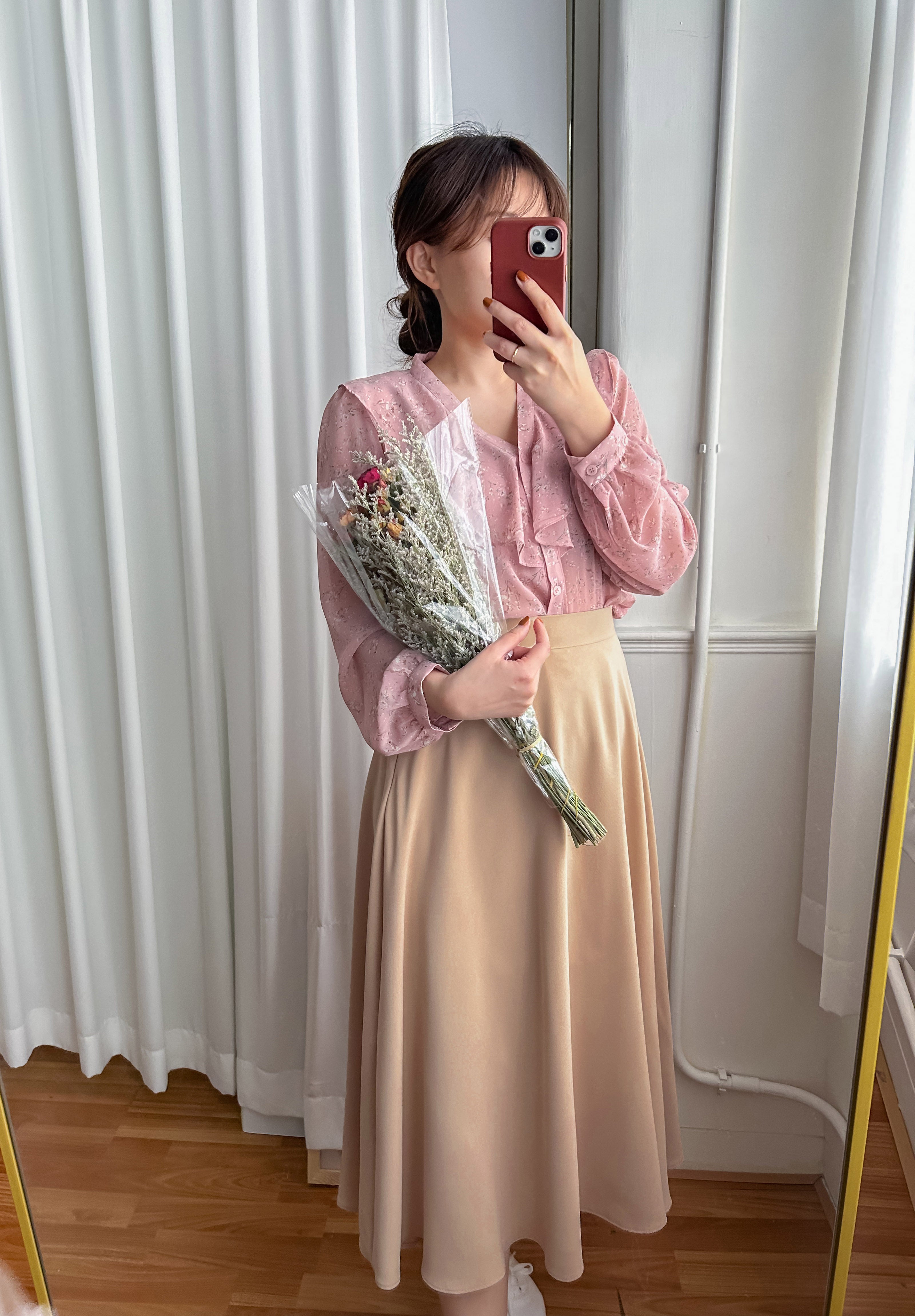 Silk Smooth 四色絲滑質料顯瘦傘形長裙, Skirt/ SK8673 (Ivory/black sold out)