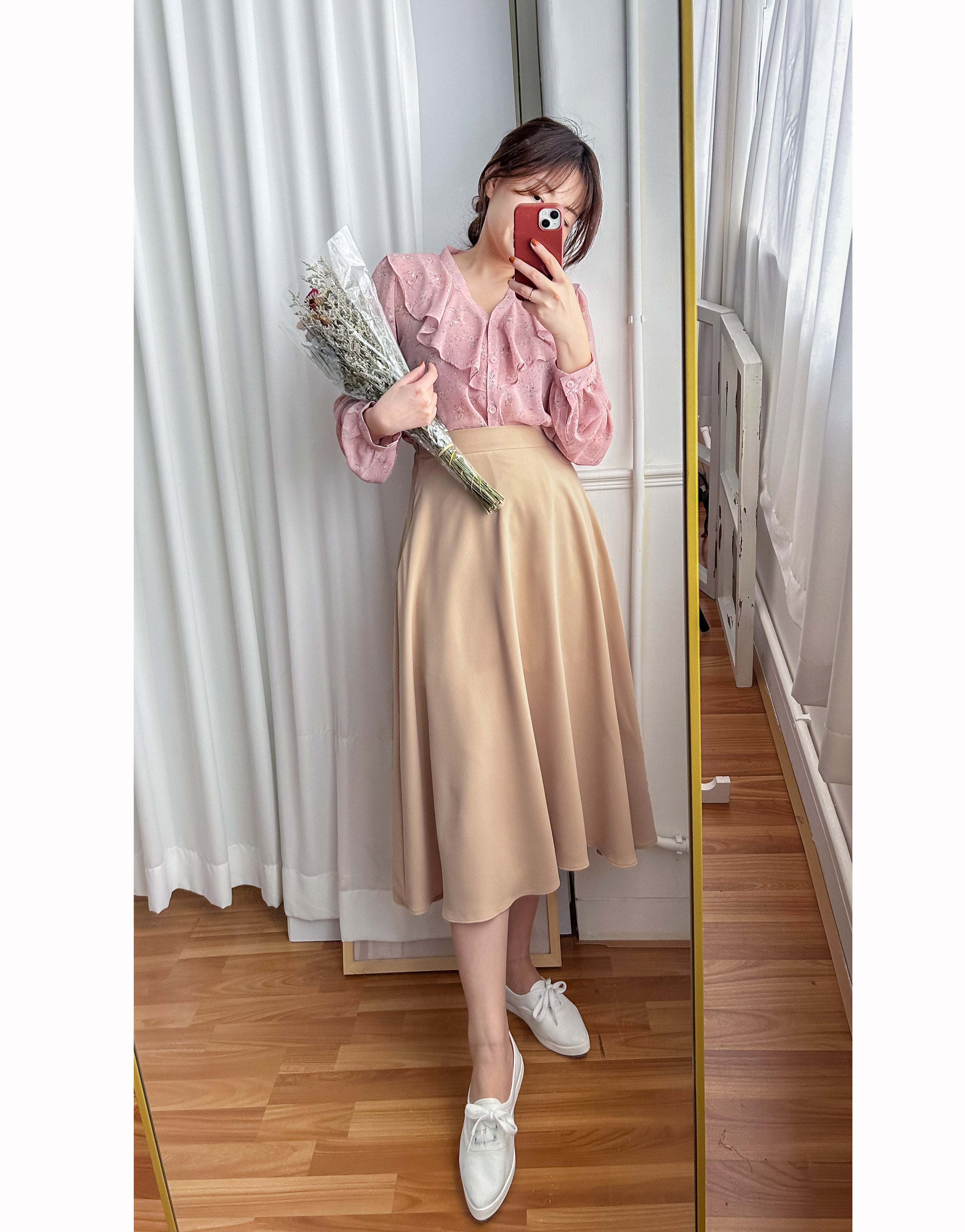 Silk Smooth 四色絲滑質料顯瘦傘形長裙, Skirt/ SK8673 (Ivory/black sold out)