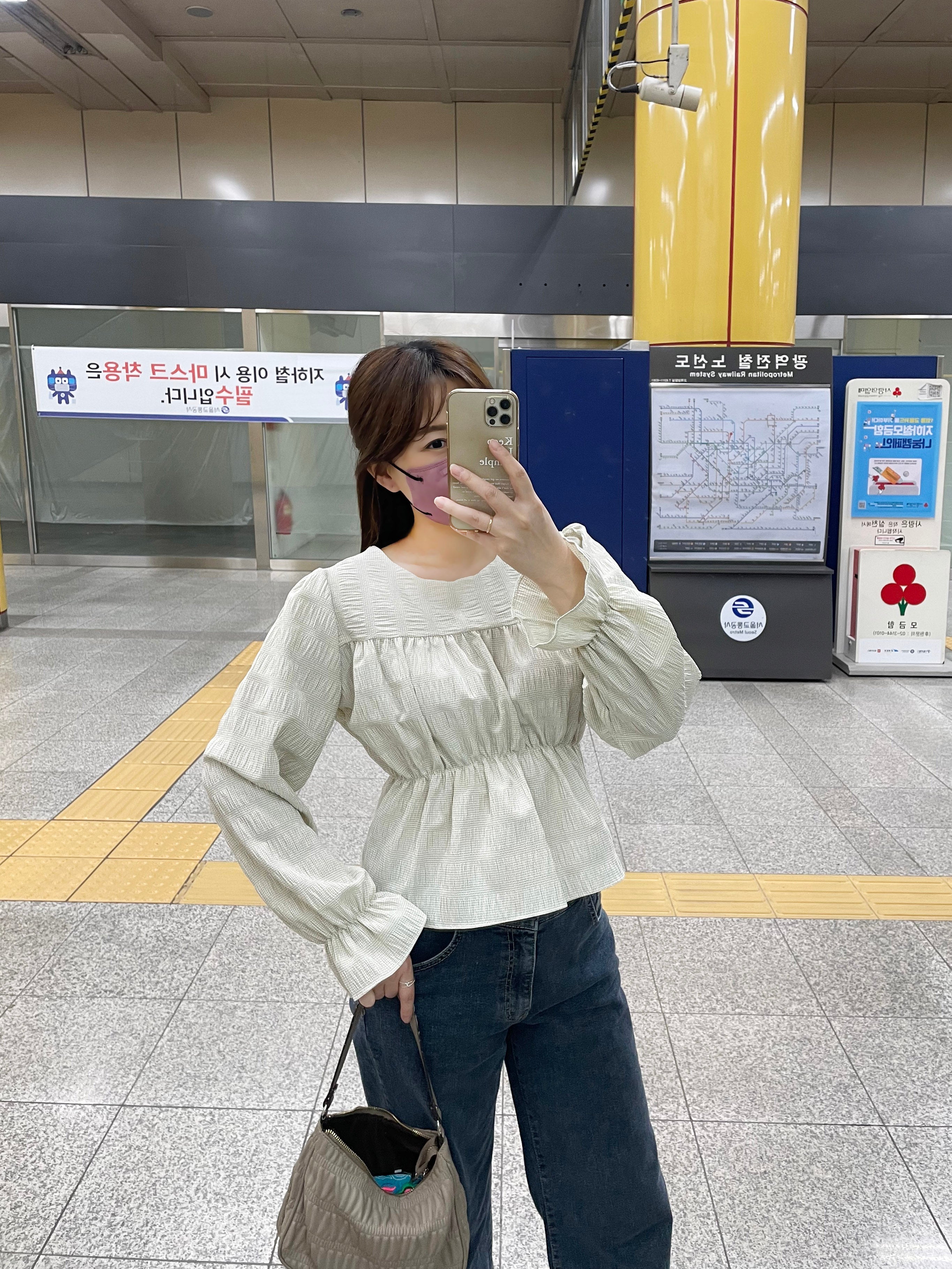 Secret Check 皺條紋暗格橡筋修腰, Blouse/ BU8872 (black sold out)