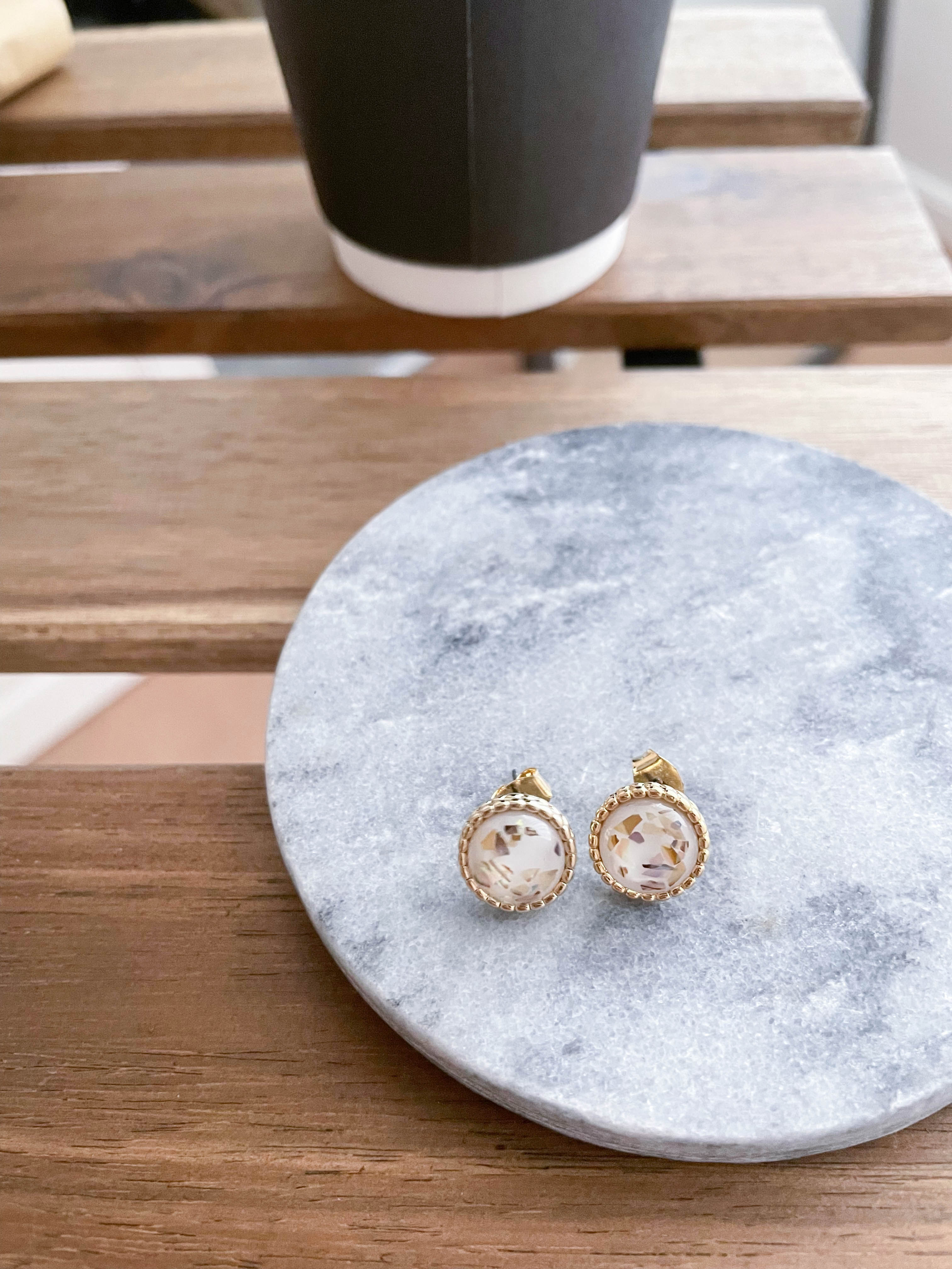 Gold Foil 晶瑩剔透金箔圓形耳環, Earrings/ ER8313