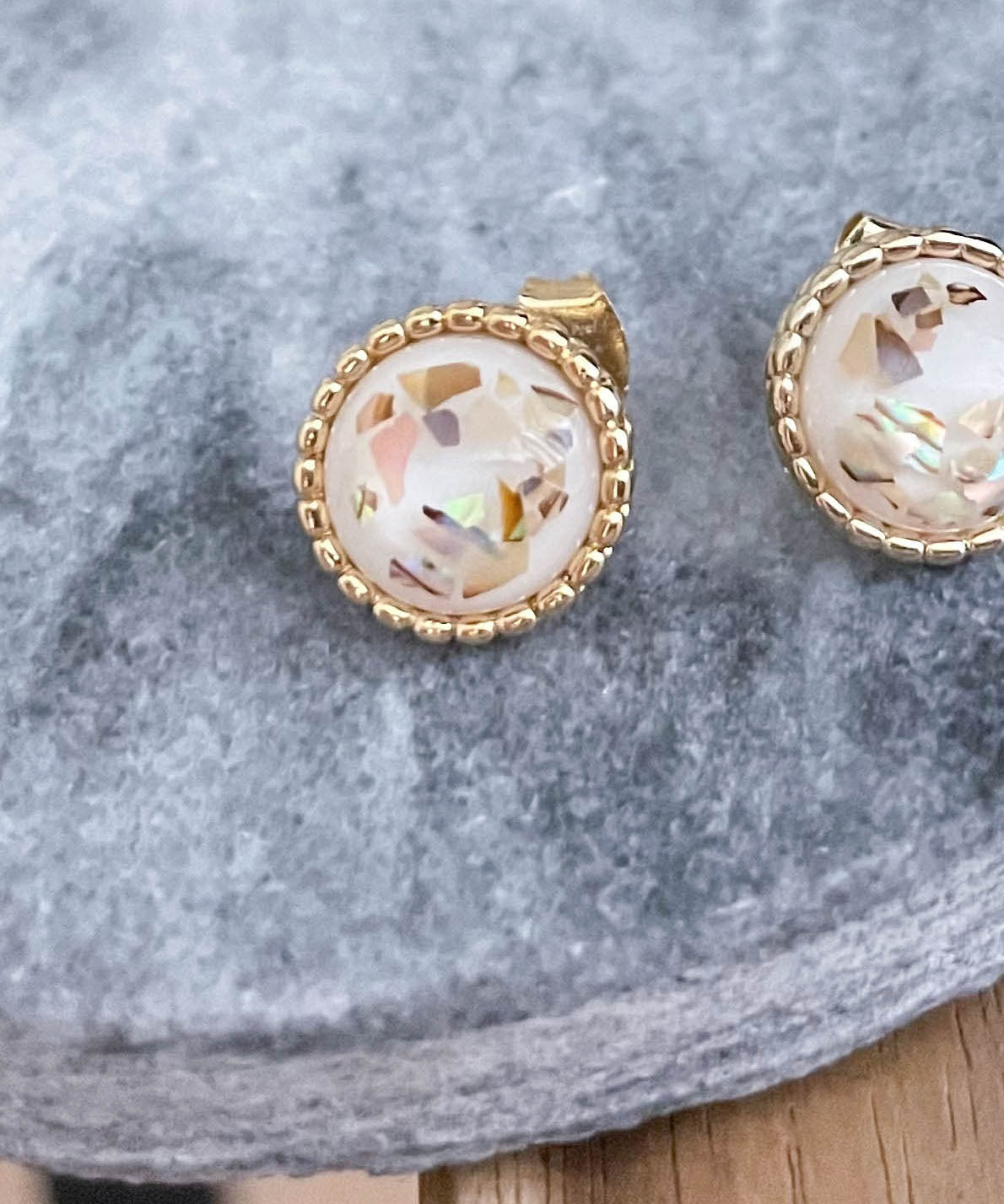 Gold Foil 晶瑩剔透金箔圓形耳環, Earrings/ ER8313