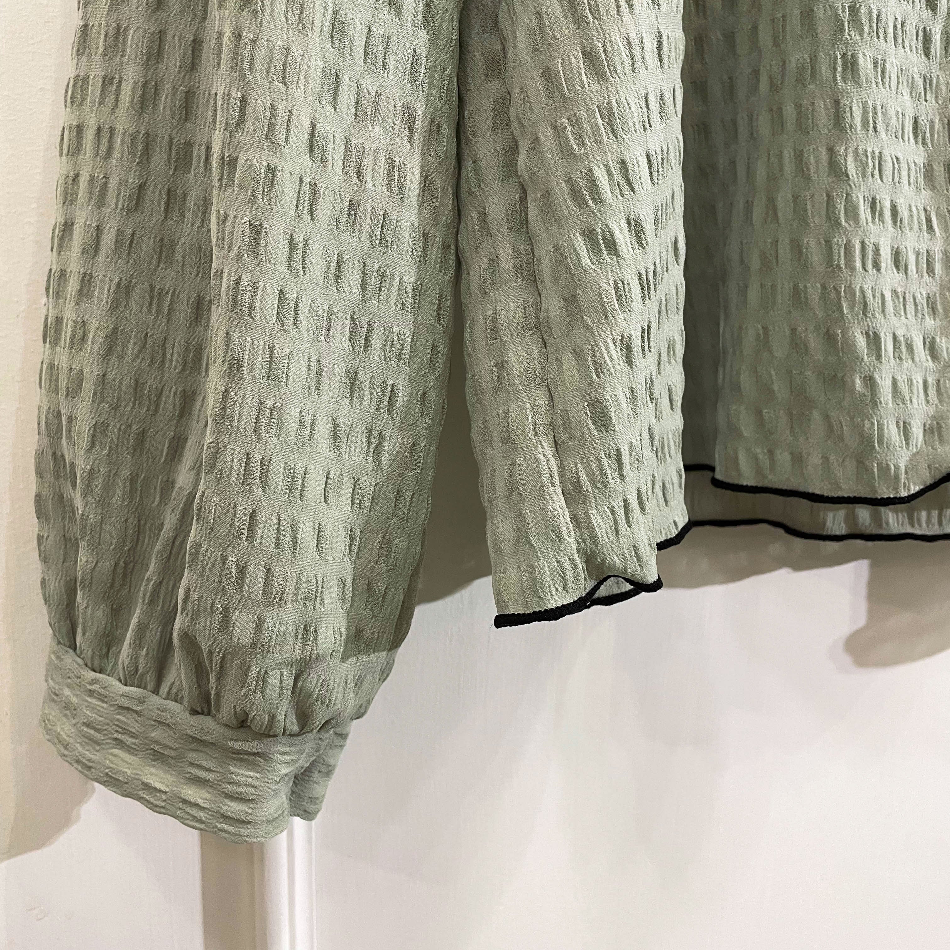 Border 雪紡湖水綠暗格拼色上衣, Blouse/ TP8682
