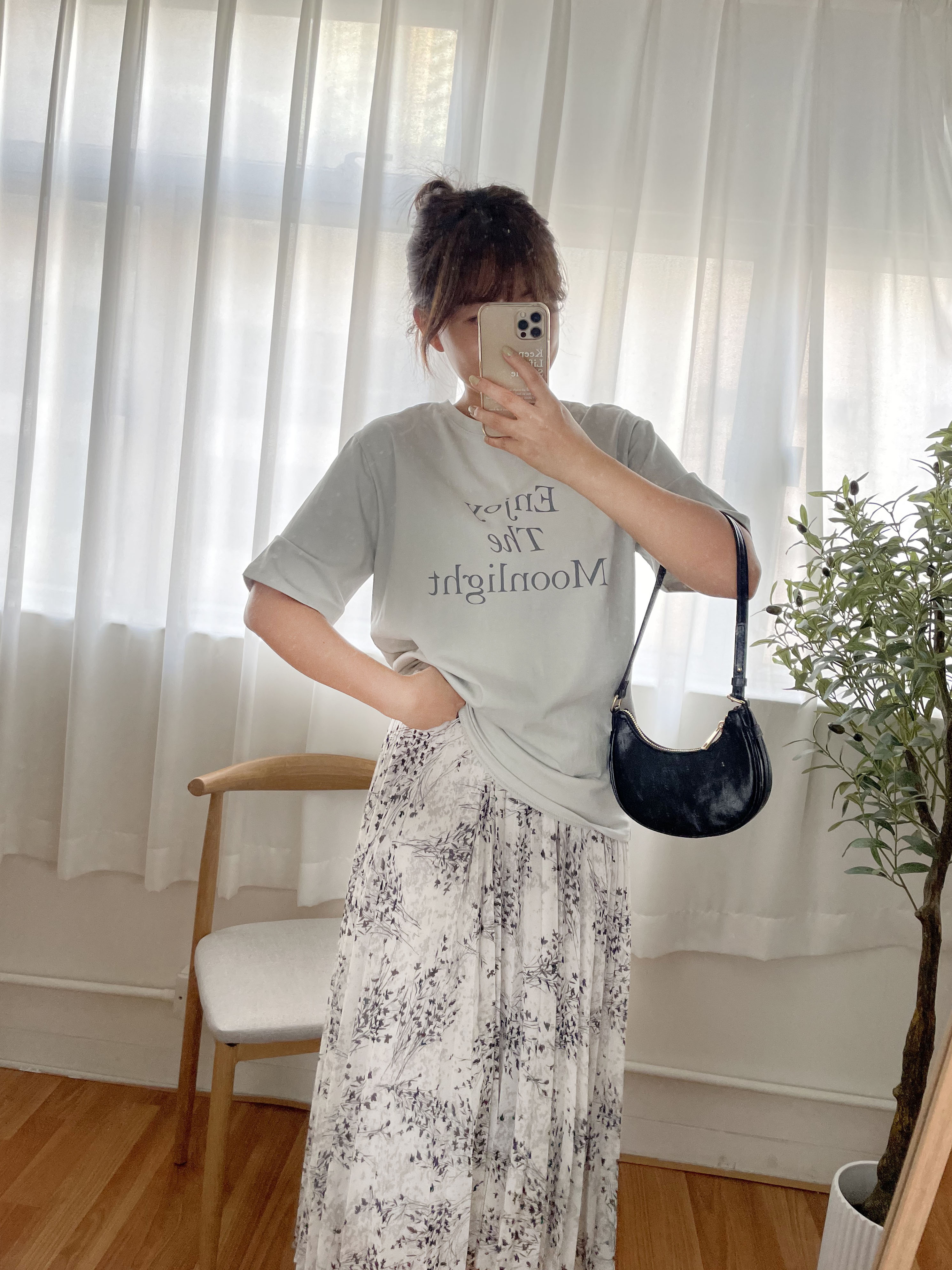 Moon Bathing 浪漫詩句文字,Tee/ TP8776 (honeydew sold out)