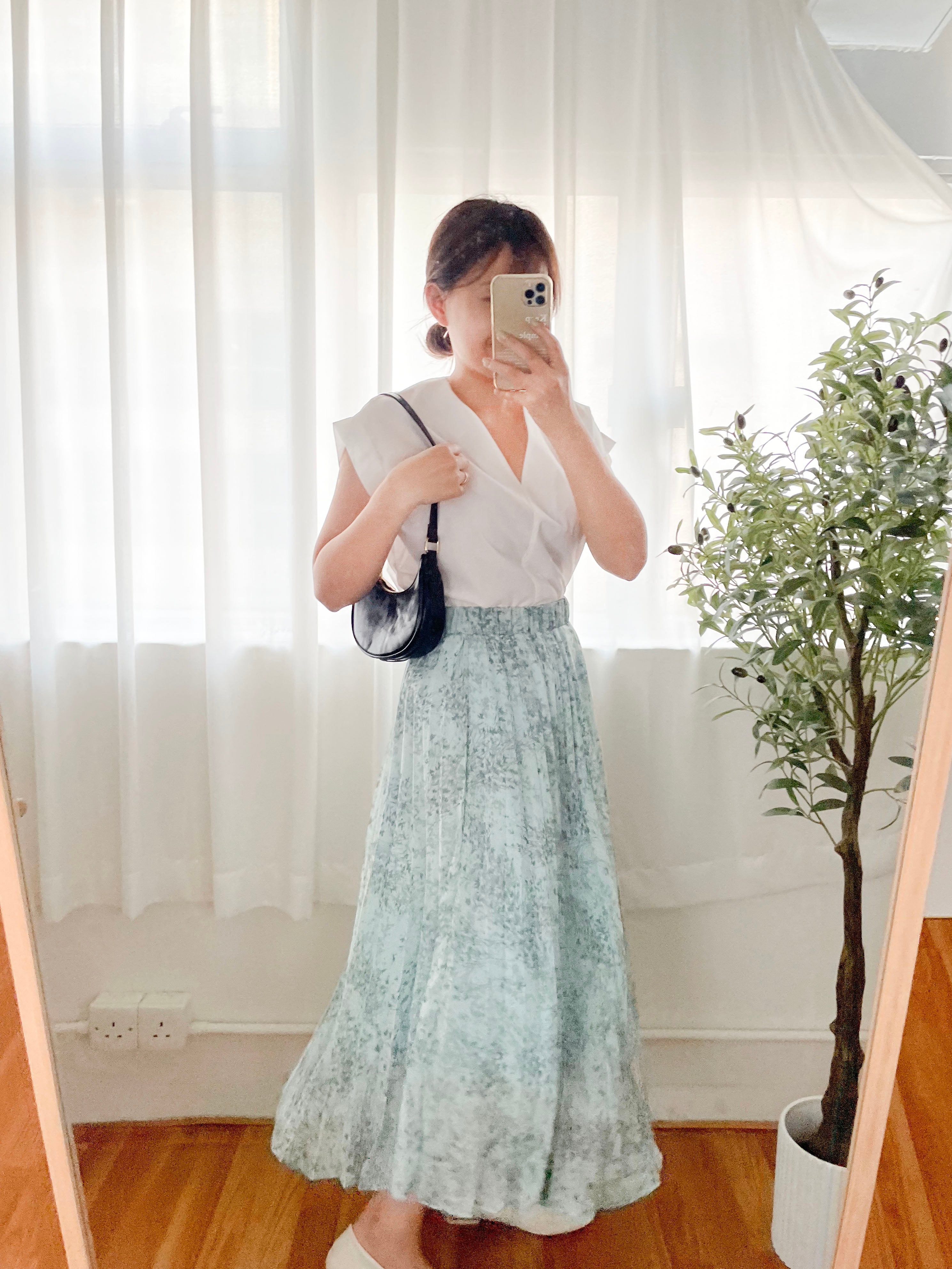 Pleated Garden 輕盈飄飄水影花枝百褶傘裙, Skirt/ SK8623 (White Sold out)
