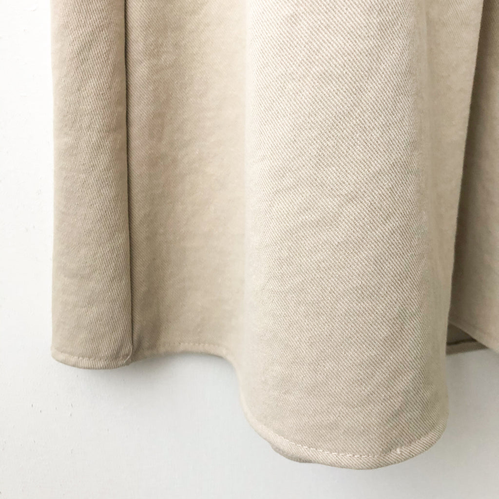 PLEATED VEST 開V領口腰線下百褶背心裙, DRESS/ DS8829