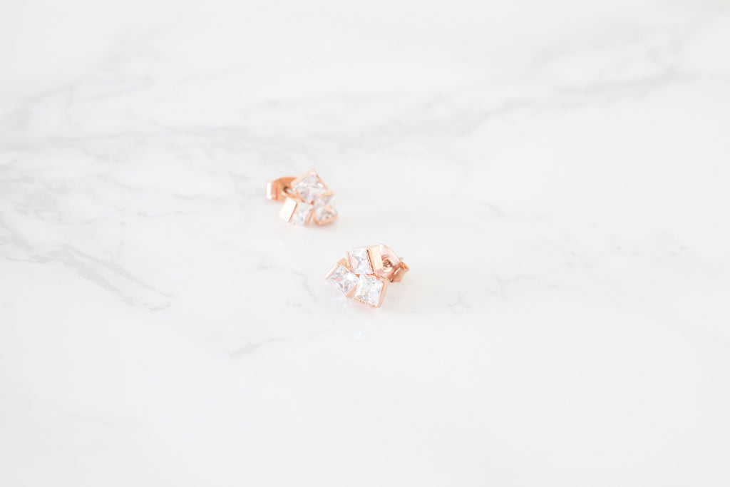 Tri-crystal cube Earrings/ ER8165