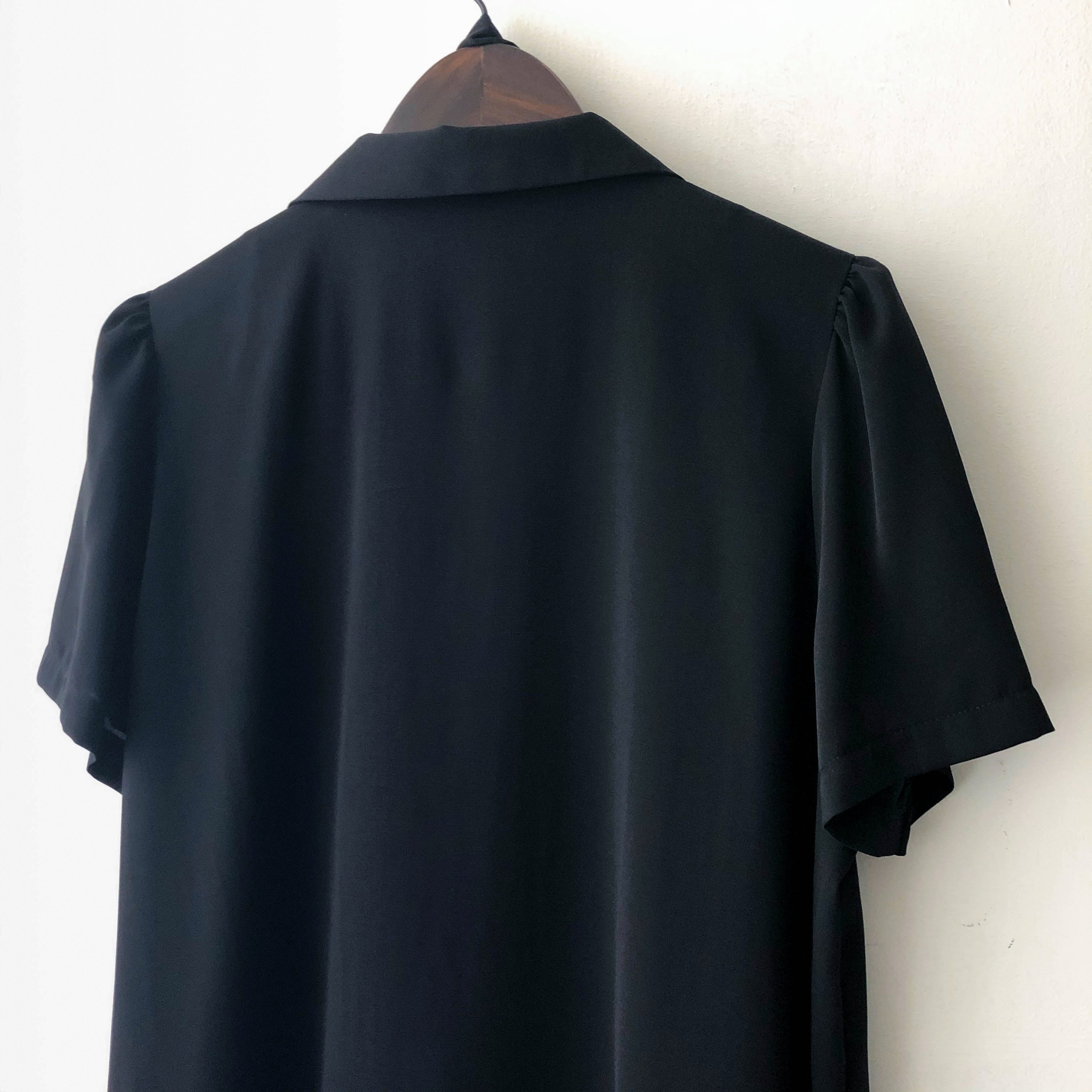 Simple Elegant 舒適質感優雅小細領雙排鈕顯瘦, Dress/ DS8844