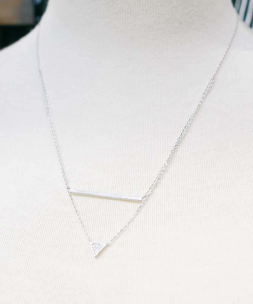Double Loop Triangle Necklace / NL8088