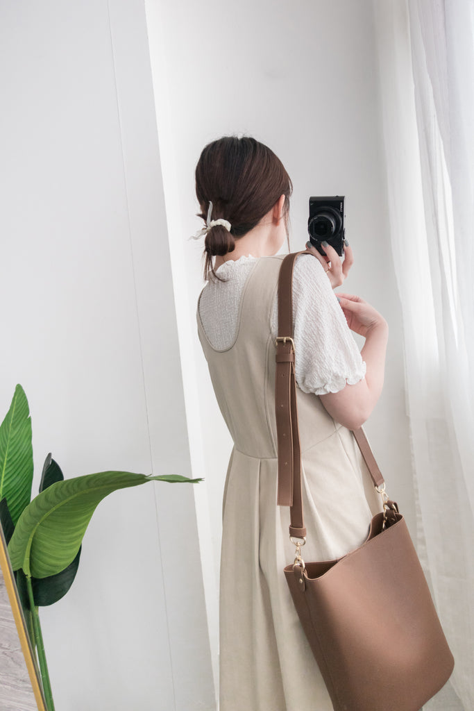 PLEATED VEST 開V領口腰線下百褶背心裙, DRESS/ DS8829