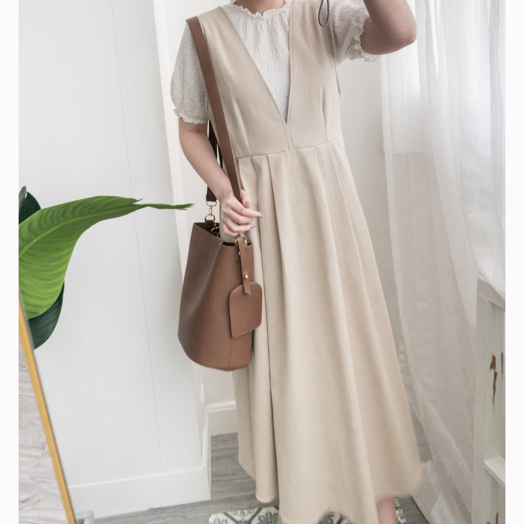 PLEATED VEST 開V領口腰線下百褶背心裙, DRESS/ DS8829