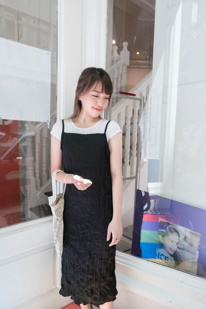 Black 皺紋小優雅吊帶連身裙, Dress/ DS8905