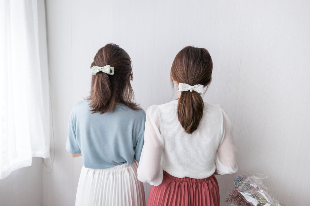 Lace, Banana Clip/ HA8073