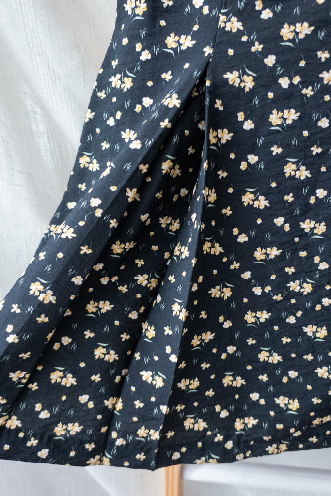 Sea Flower 水彩小碎花車褶顯瘦散形裙褲, Skirt Pants/ SK8596 (white sold out)
