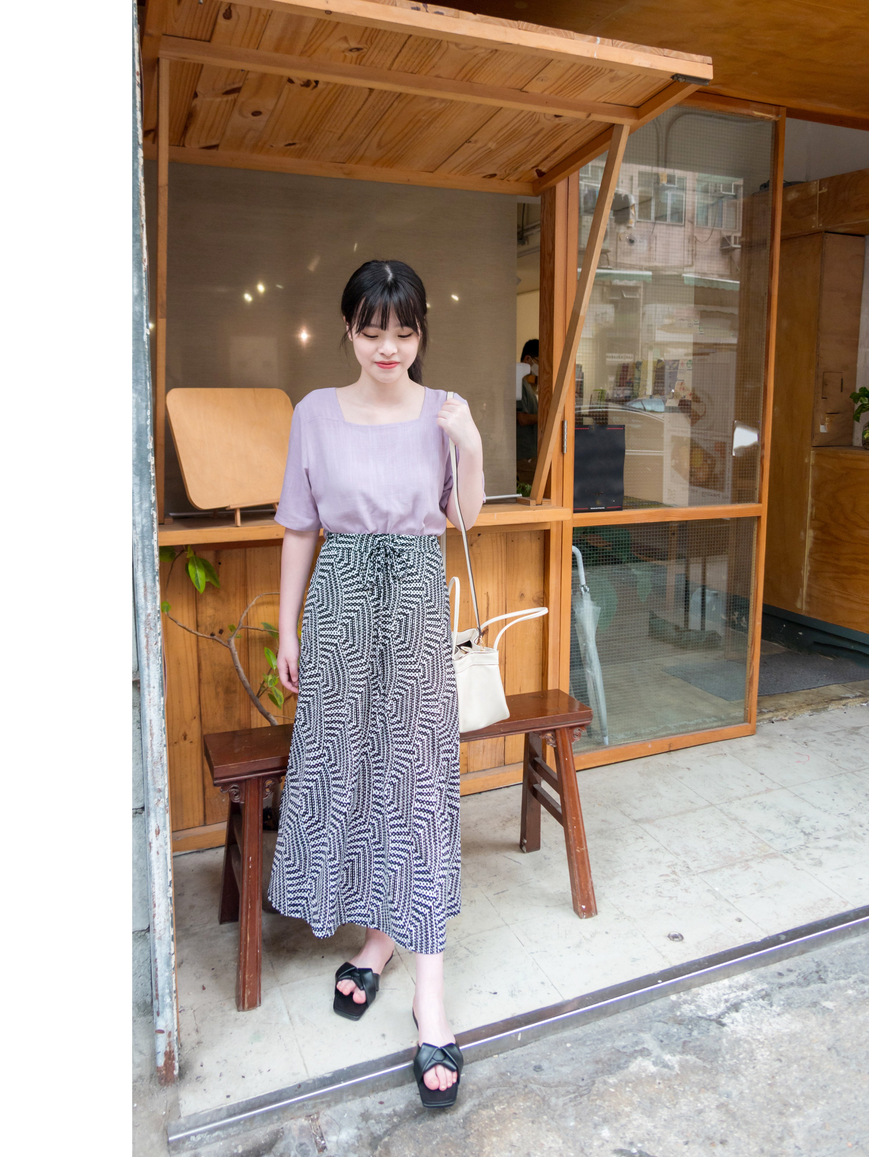 Geometric 黑白幾何花紋垂感彈性, Skirt/ SK8613
