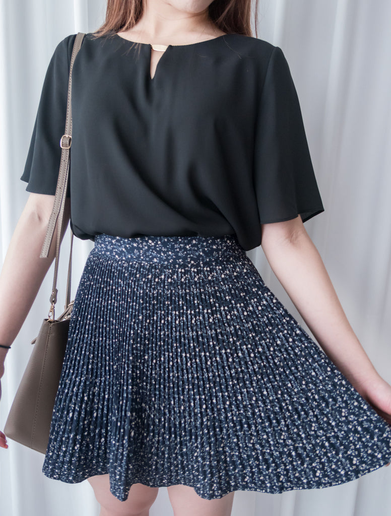 Navy Floral 細百褶小波浪裙擺裙褲, Skirt/ SK8612