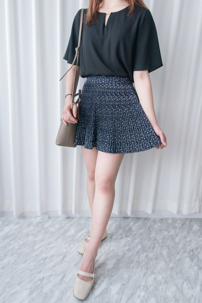 Navy Floral 細百褶小波浪裙擺裙褲, Skirt/ SK8612