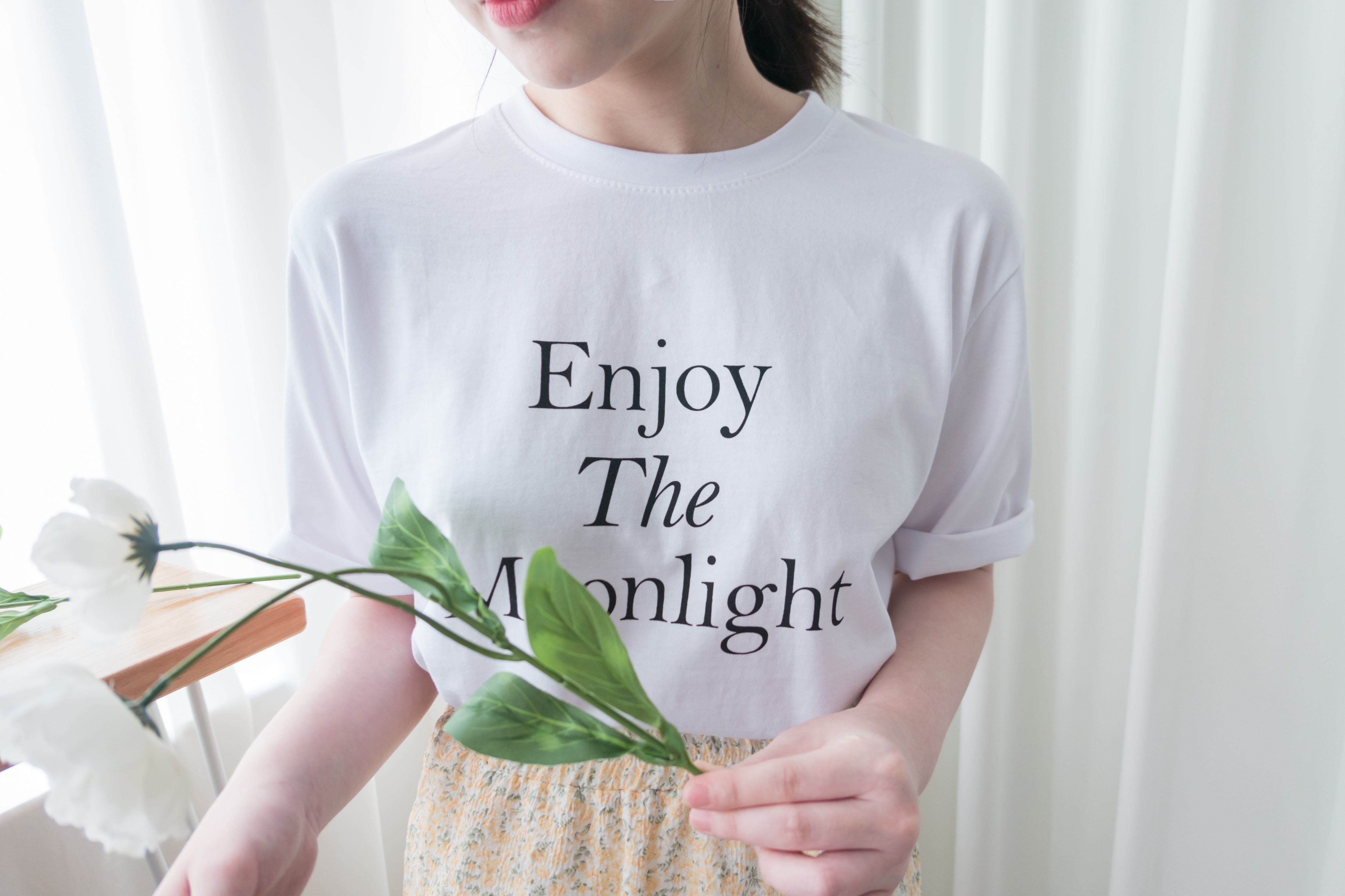 Moon Bathing 浪漫詩句文字,Tee/ TP8776 (honeydew sold out)